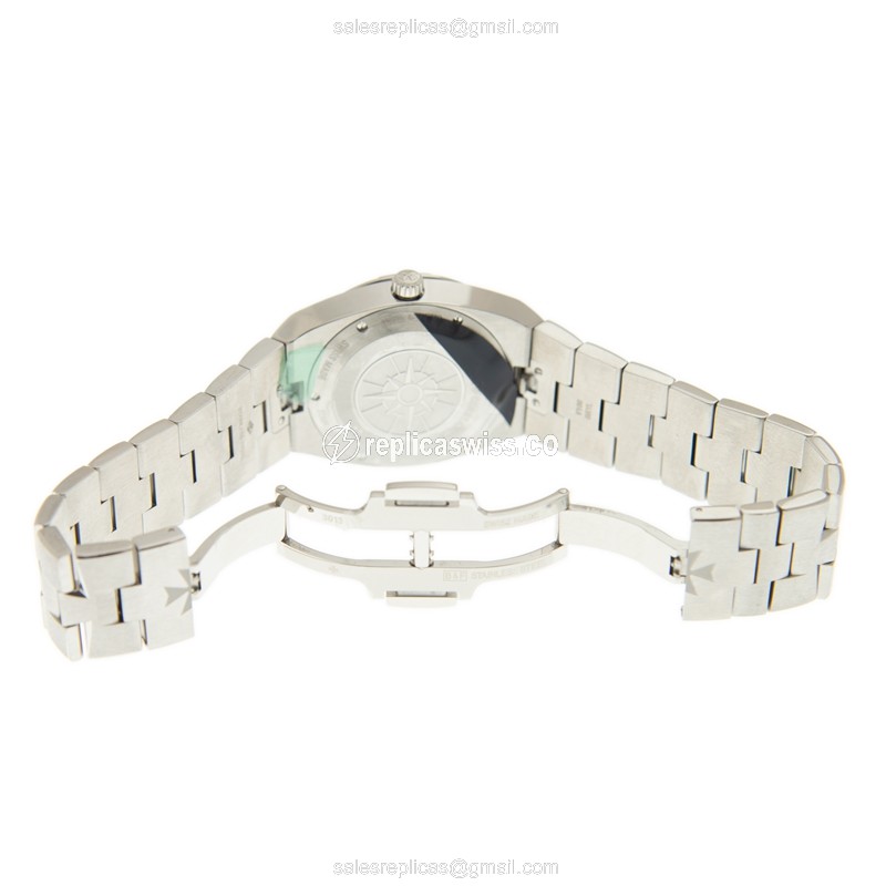 Vacheron Constantin 1205V/100A-B591 OVERSEAS Quartz Stainless Steel & Diamonds