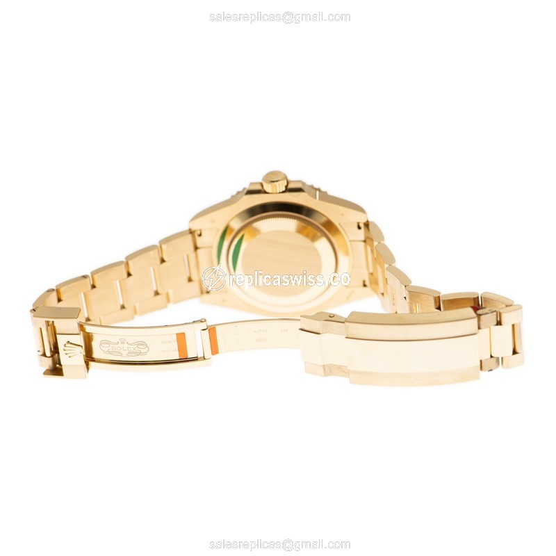 Rolex 126618LN-0002 SUBMARINER Automatic 18kt Yellow Gold