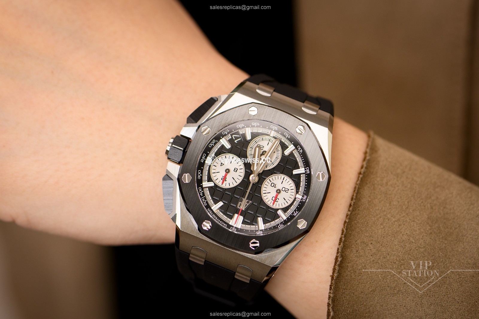 Audemars Piguet 26420SO.OO.A002CA.01 ROYAL OAK OFFSHORE Automatic Ceramic & Steel