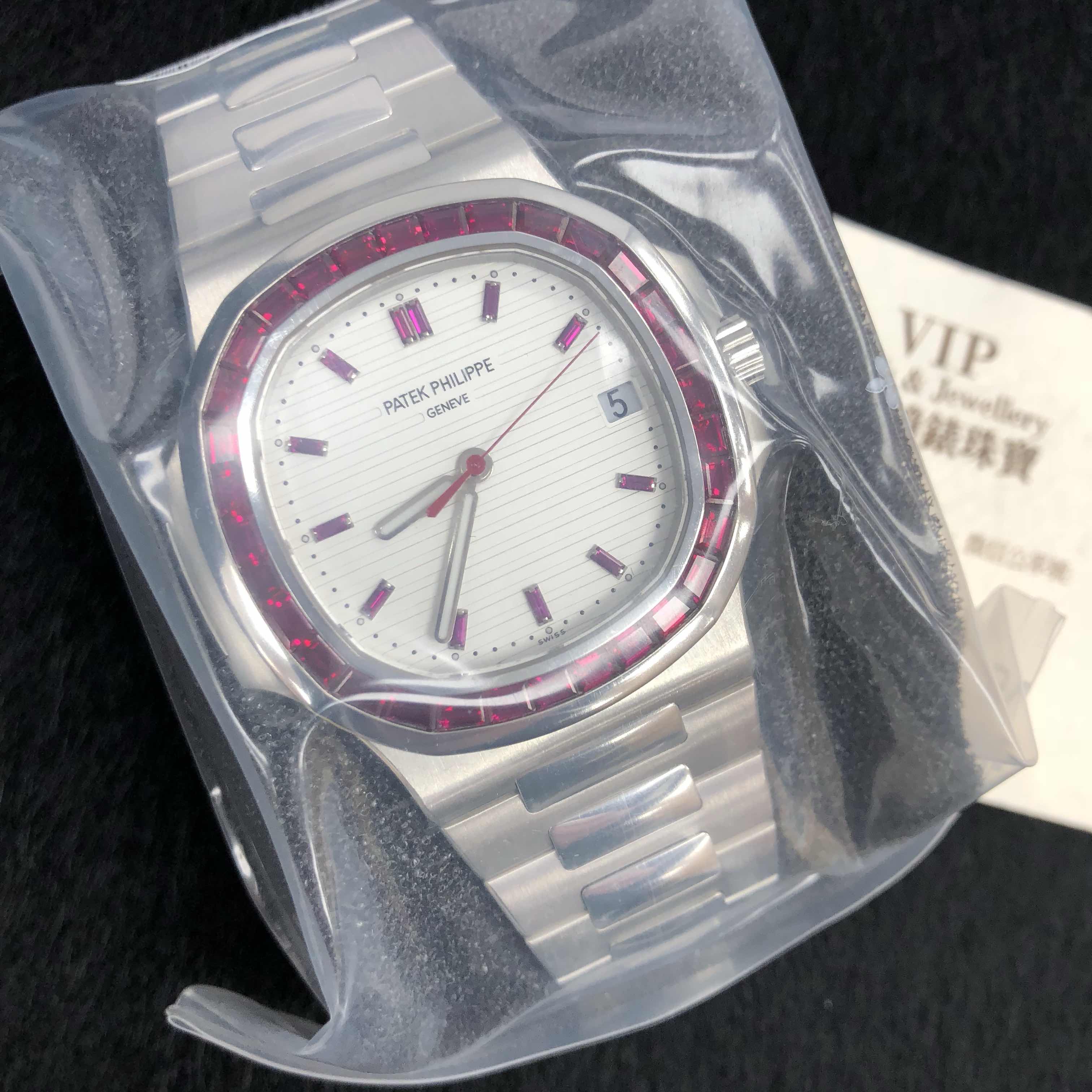 Patek Philippe 5711/112P-010 NAUTILUS Automatic Platinum