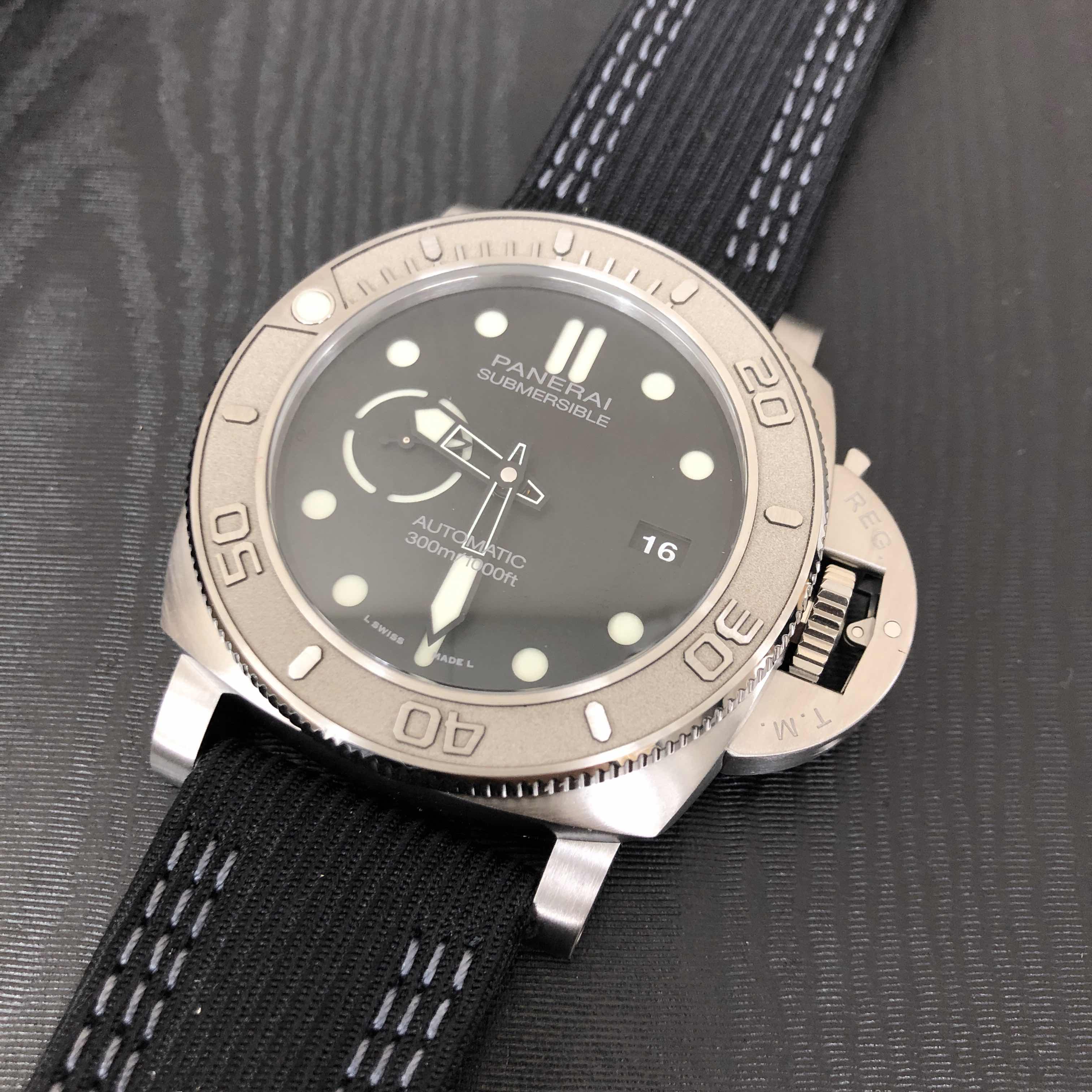 Panerai PAM00984 DIVERS Automatic Stainless Steel