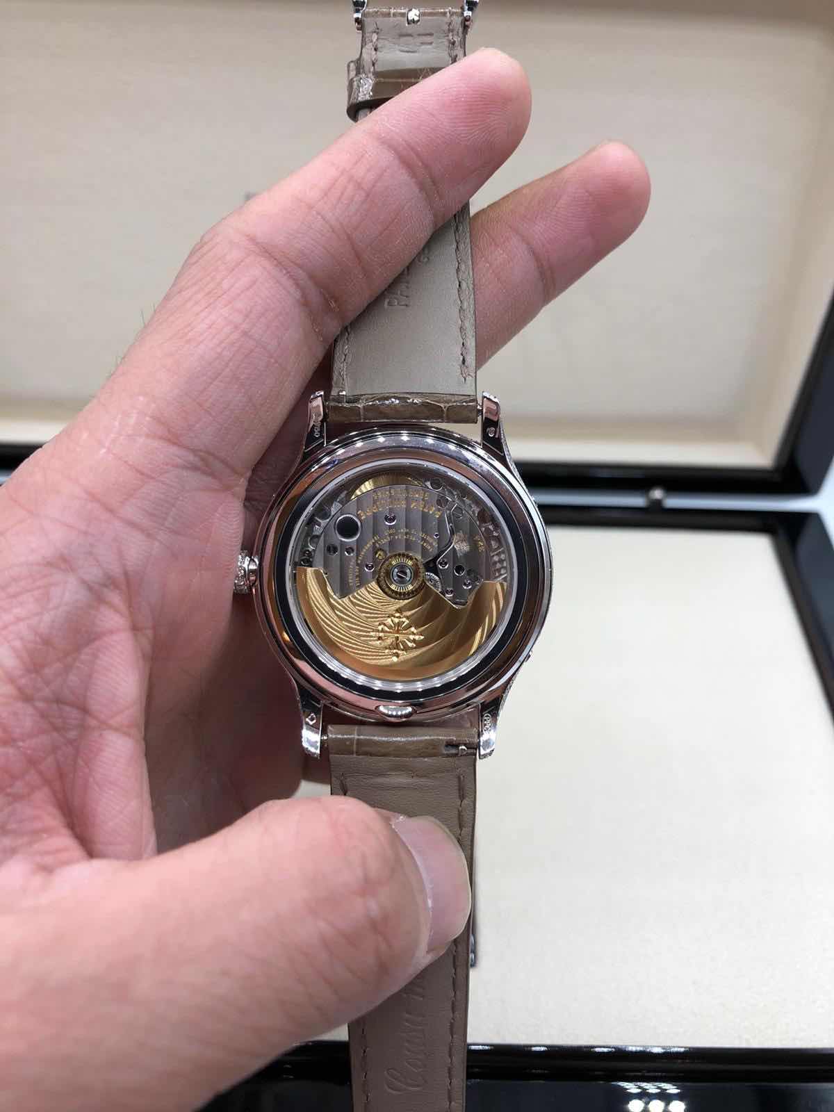 Patek Philippe 4948G-001 COMPLICATIONS Automatic 18kt White Gold & Diamond