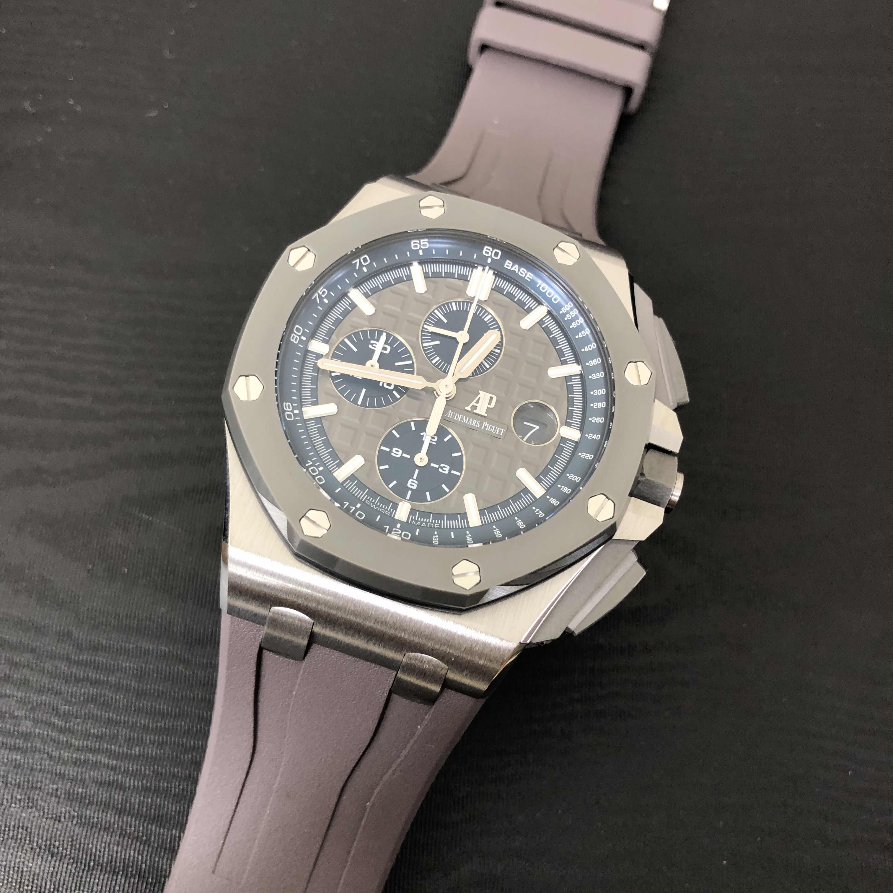 Audemars Piguet 26400IO.OO.A004CA.02 ROYAL OAK OFFSHORE Manual Wind Titanium & Ceramic