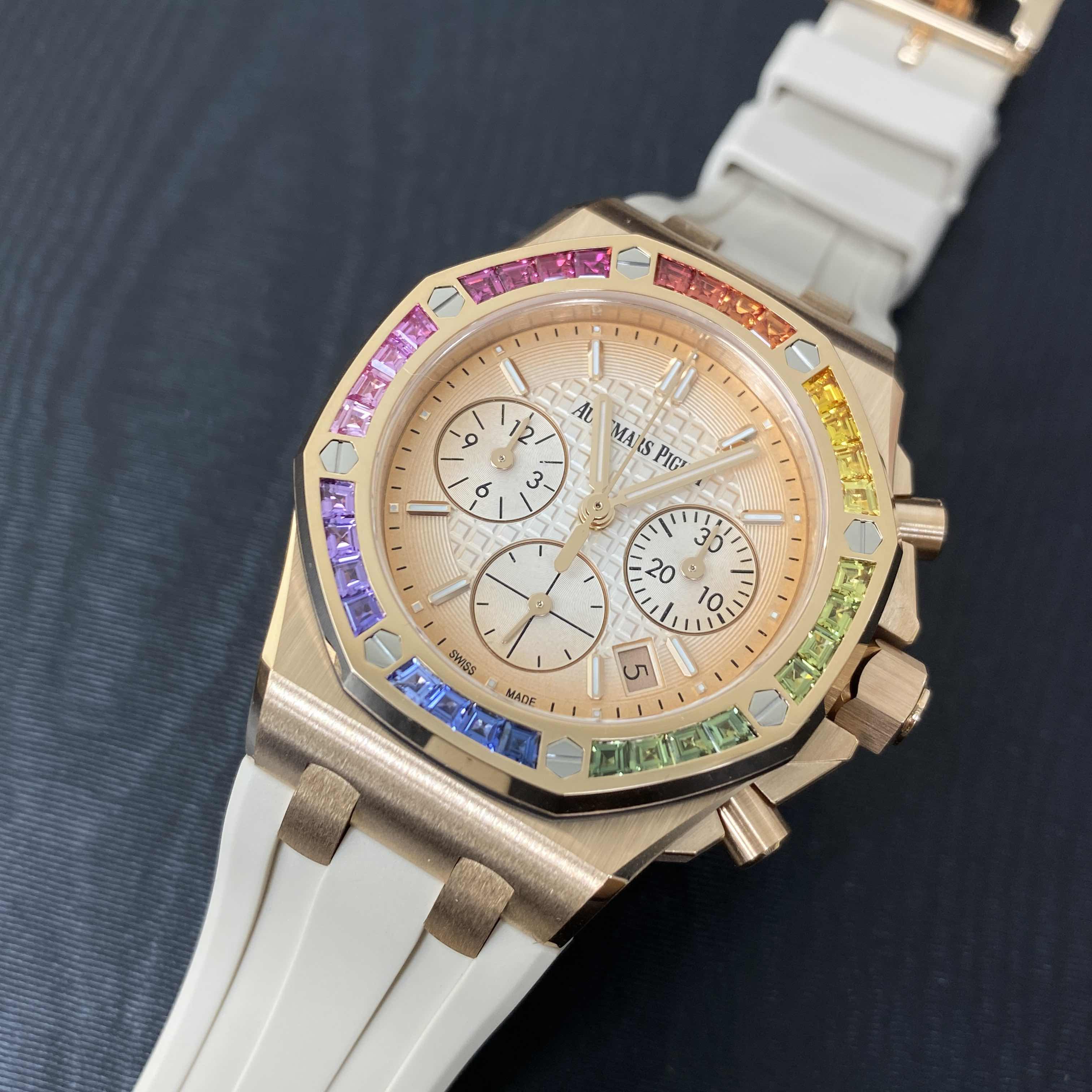 Audemars Piguet 26236OR.YY.D085CA.01 ROYAL OAK OFFSHORE Automatic 18kt Rose Gold & Sapphire