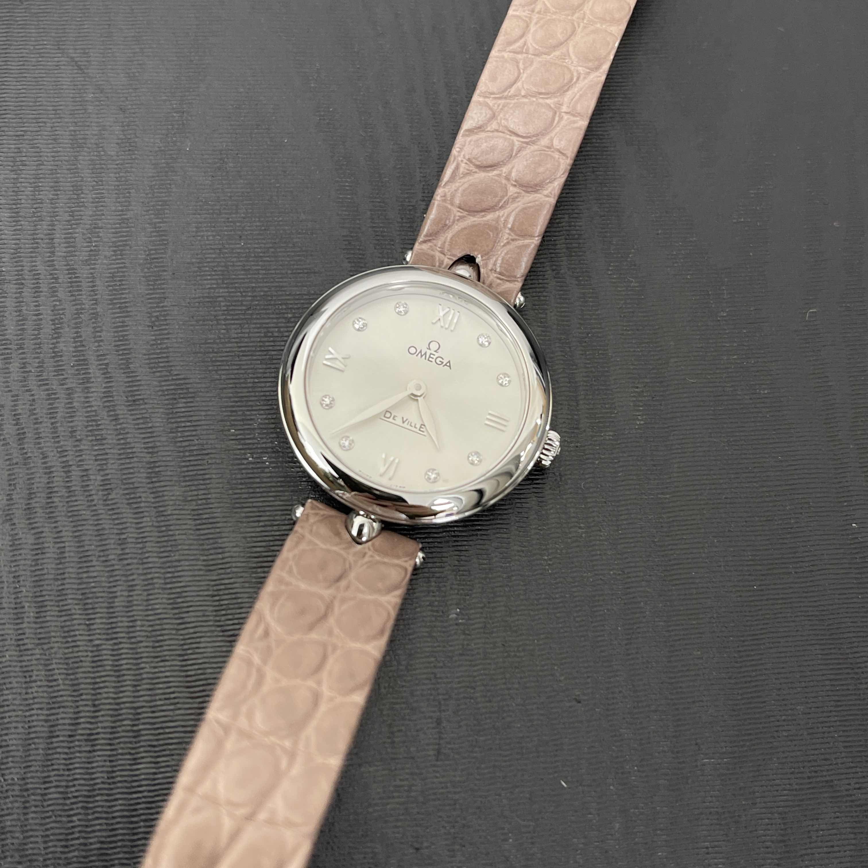 Omega 424.13.27.60.52.001 DE VILLE Quartz Stainless Steel