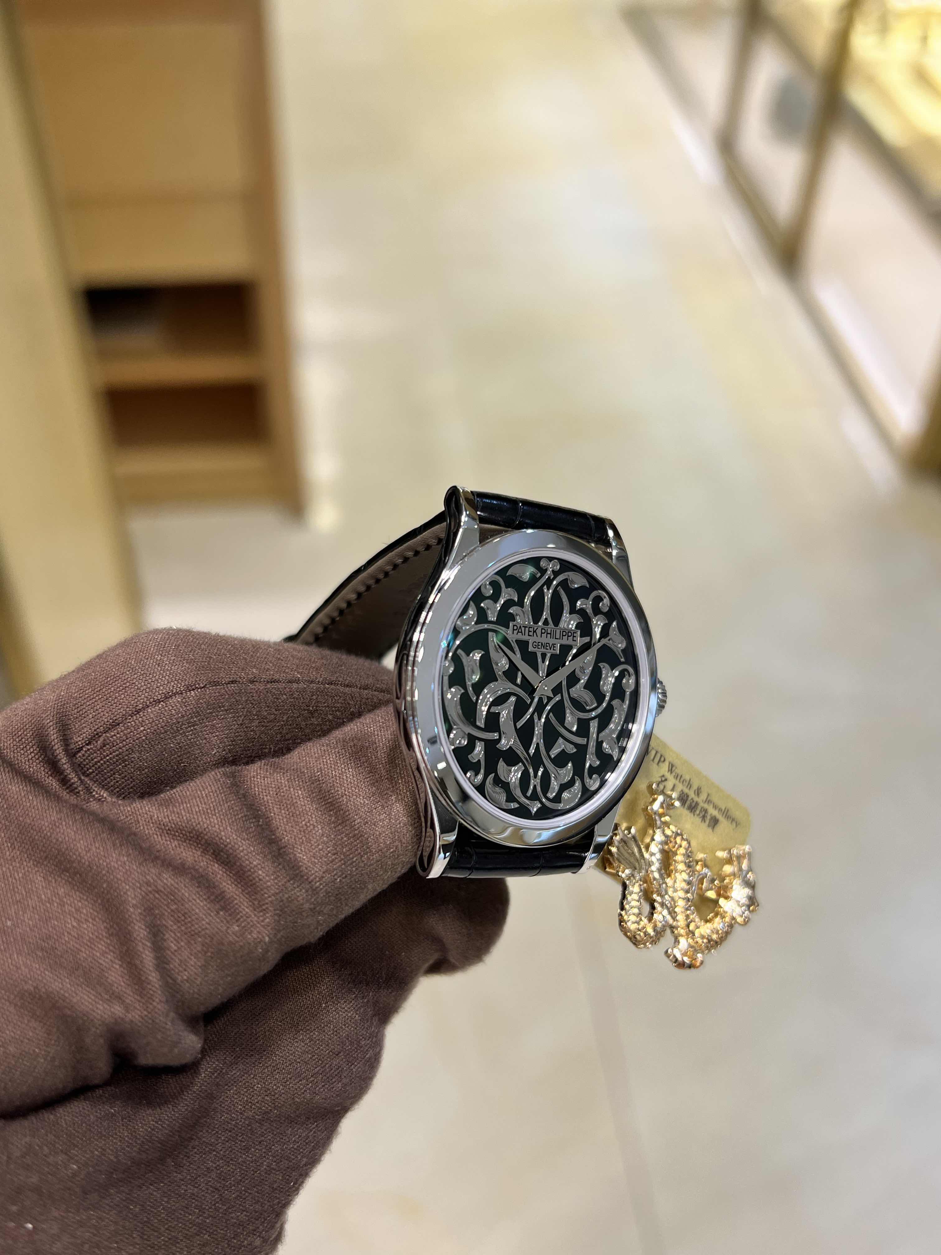 Patek Philippe 5088/100P-001 CALATRAVA Automatic 18kt White Gold