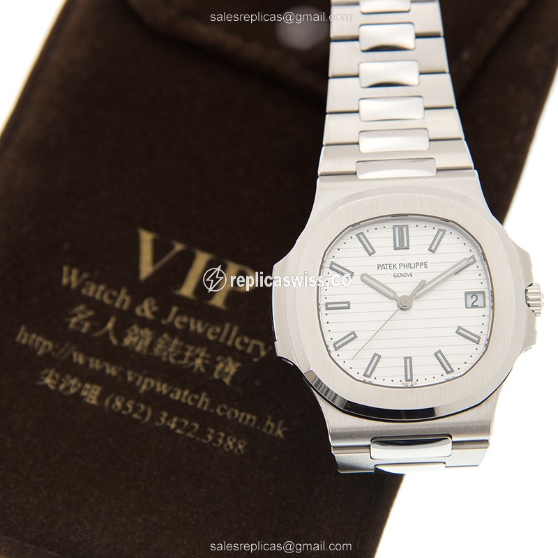 Patek Philippe 5711/1A-011 NAUTILUS Automatic Stainless Steel
