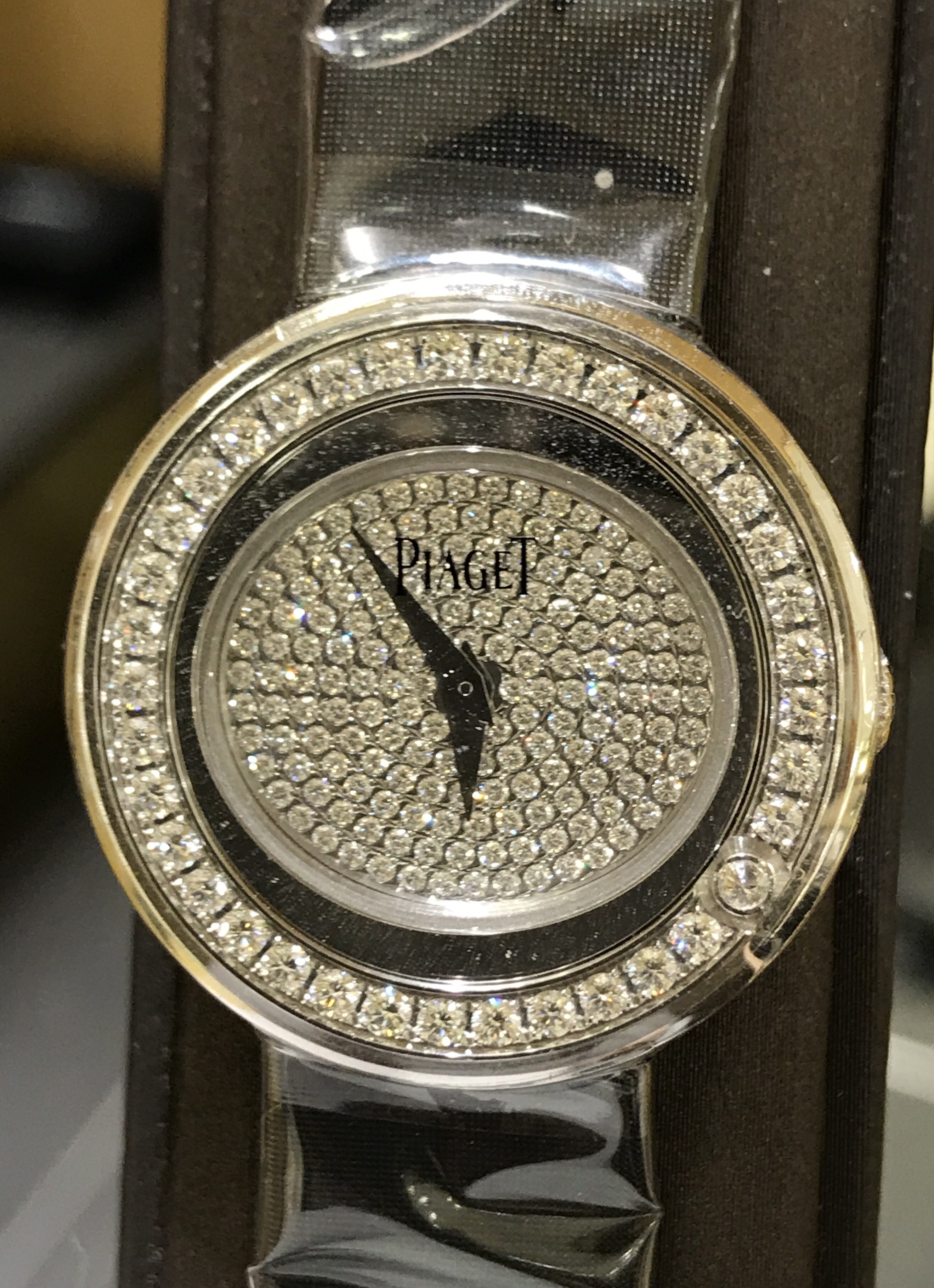 Piaget G0A36189 POSSESSION Quartz 18kt White Gold & Diamond
