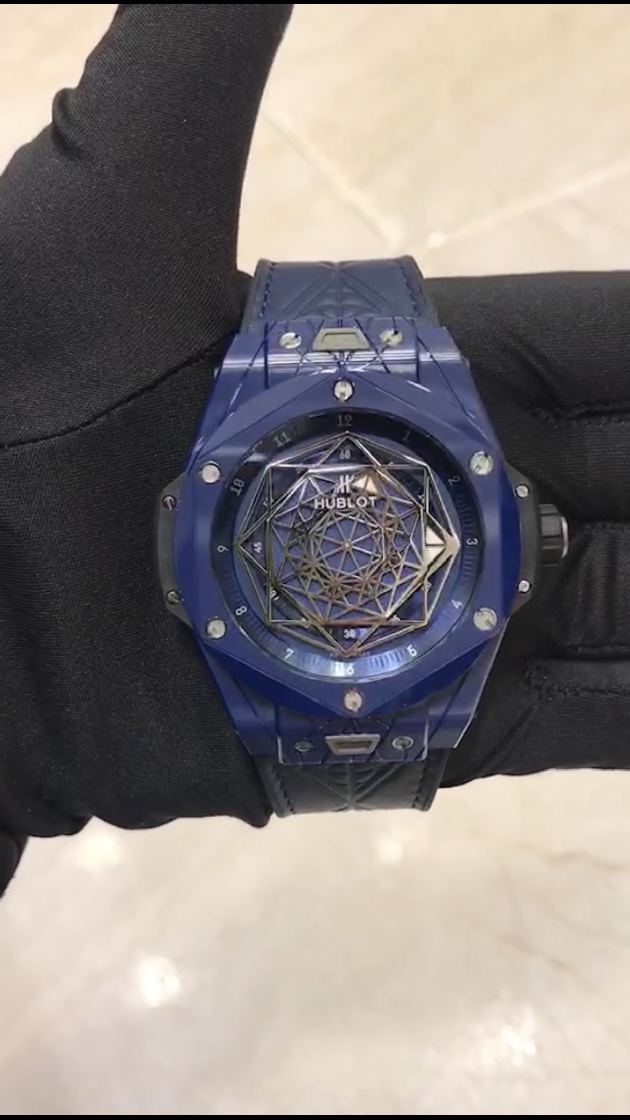Hublot 415.EX.7179.VR.MXM19 BIG BANG Automatic Ceramic & Steel