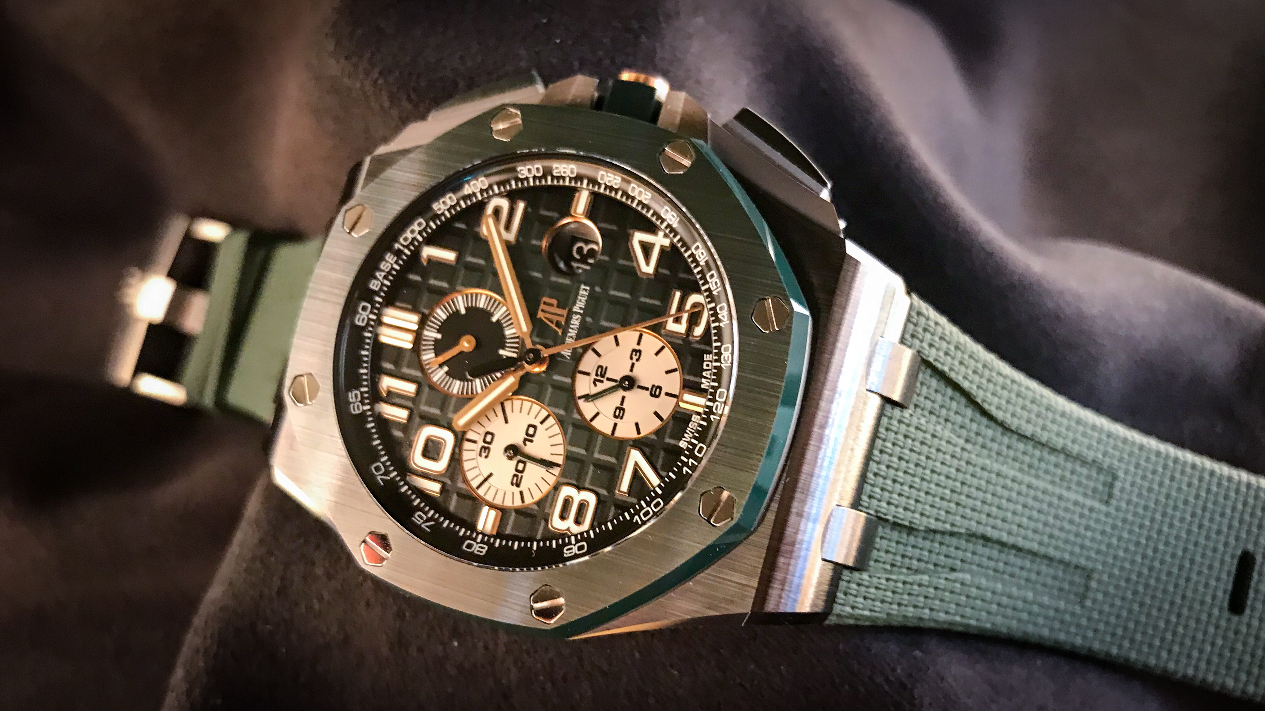 Audemars Piguet 26405CE.OO.A056CA.01 ROYAL OAK OFFSHORE Automatic Ceramic
