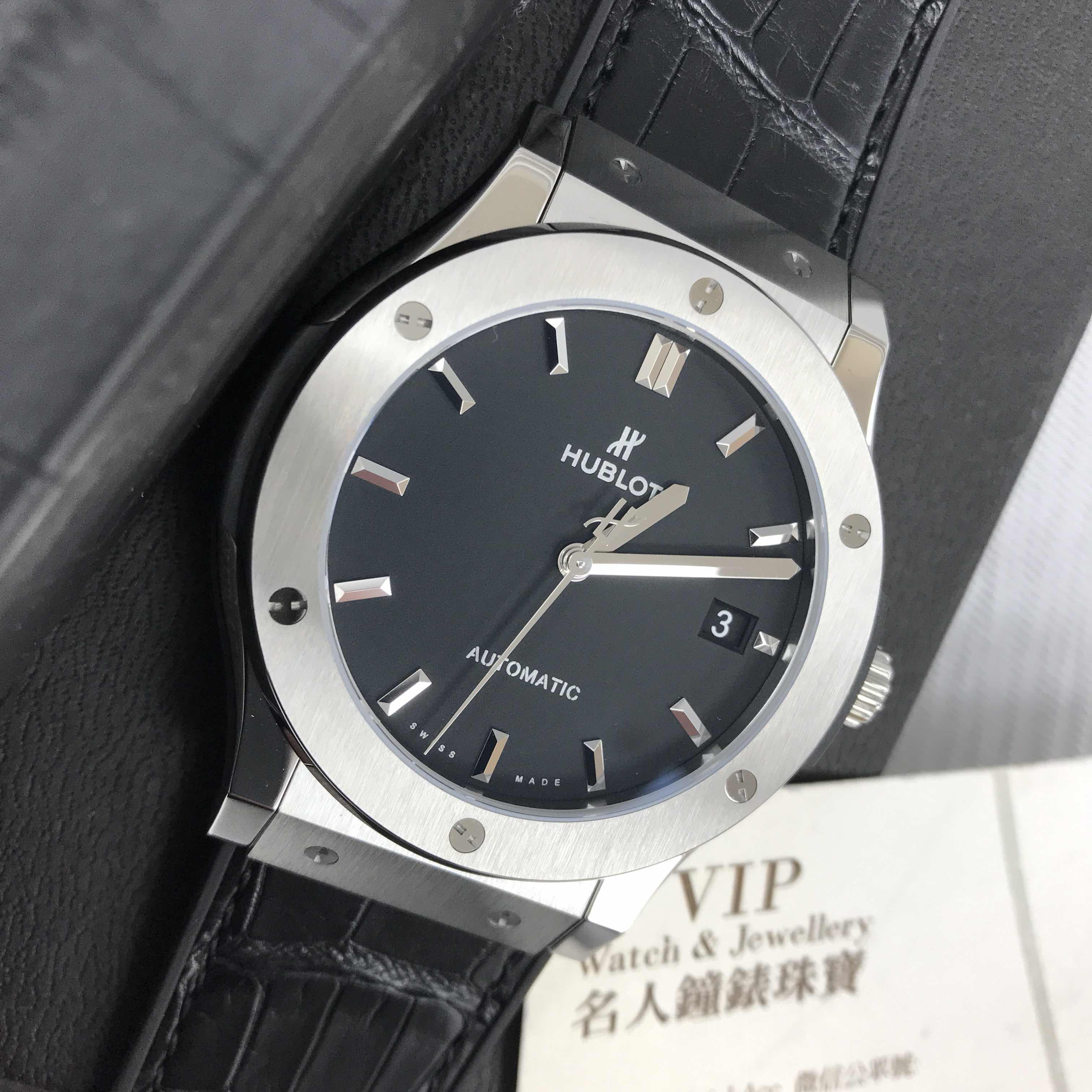 Hublot 511.NX.1171.LR CLASSIC FUSION Automatic Titanium