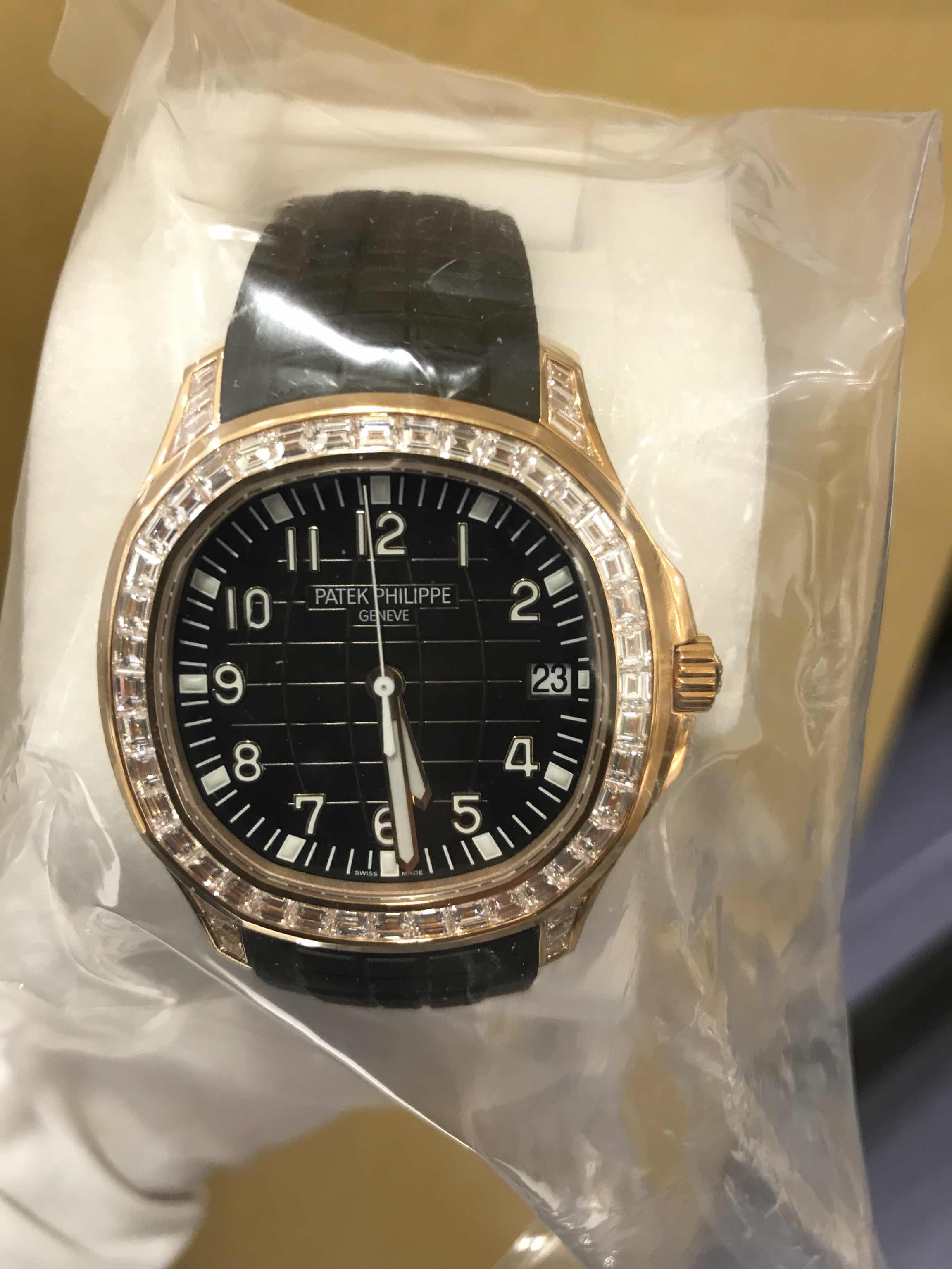 Patek Philippe 5167/300R-010 AQUANAUT Automatic 18kt Rose Gold & Diamonds