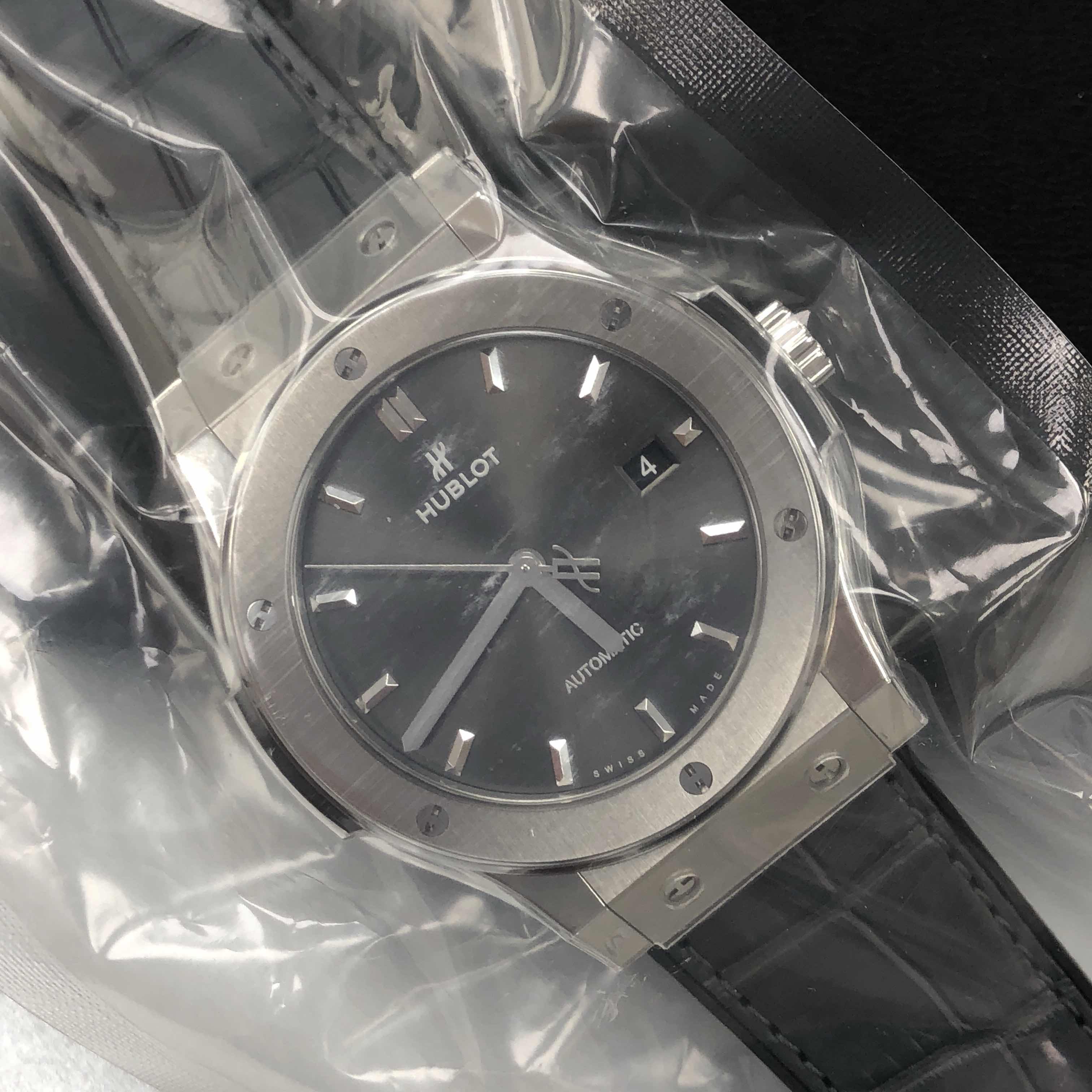 Hublot 542.NX.7071.LR CLASSIC FUSION Automatic Titanium