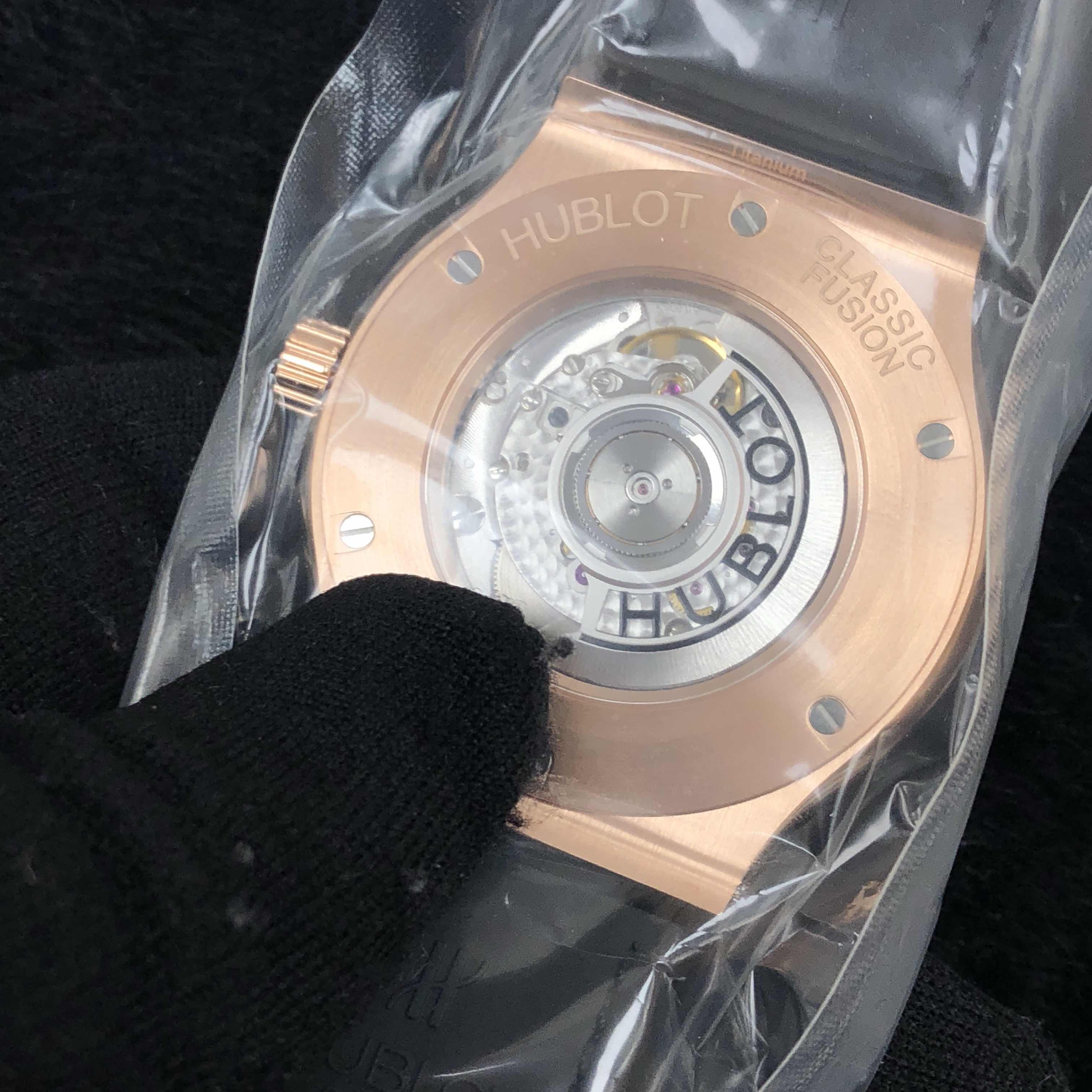 Hublot 517.OX.0180.LR CLASSIC FUSION Automatic 18kt Rose Gold