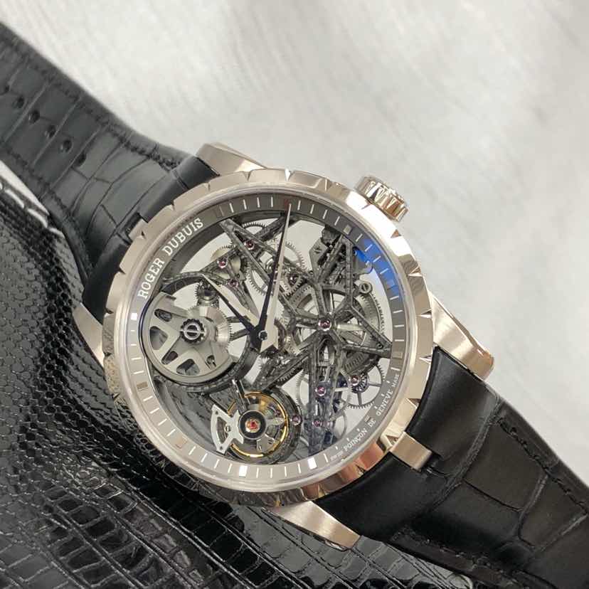 Roger Dubuis RDDBEX0507 EXCALIBUR Automatic Stainless Steel