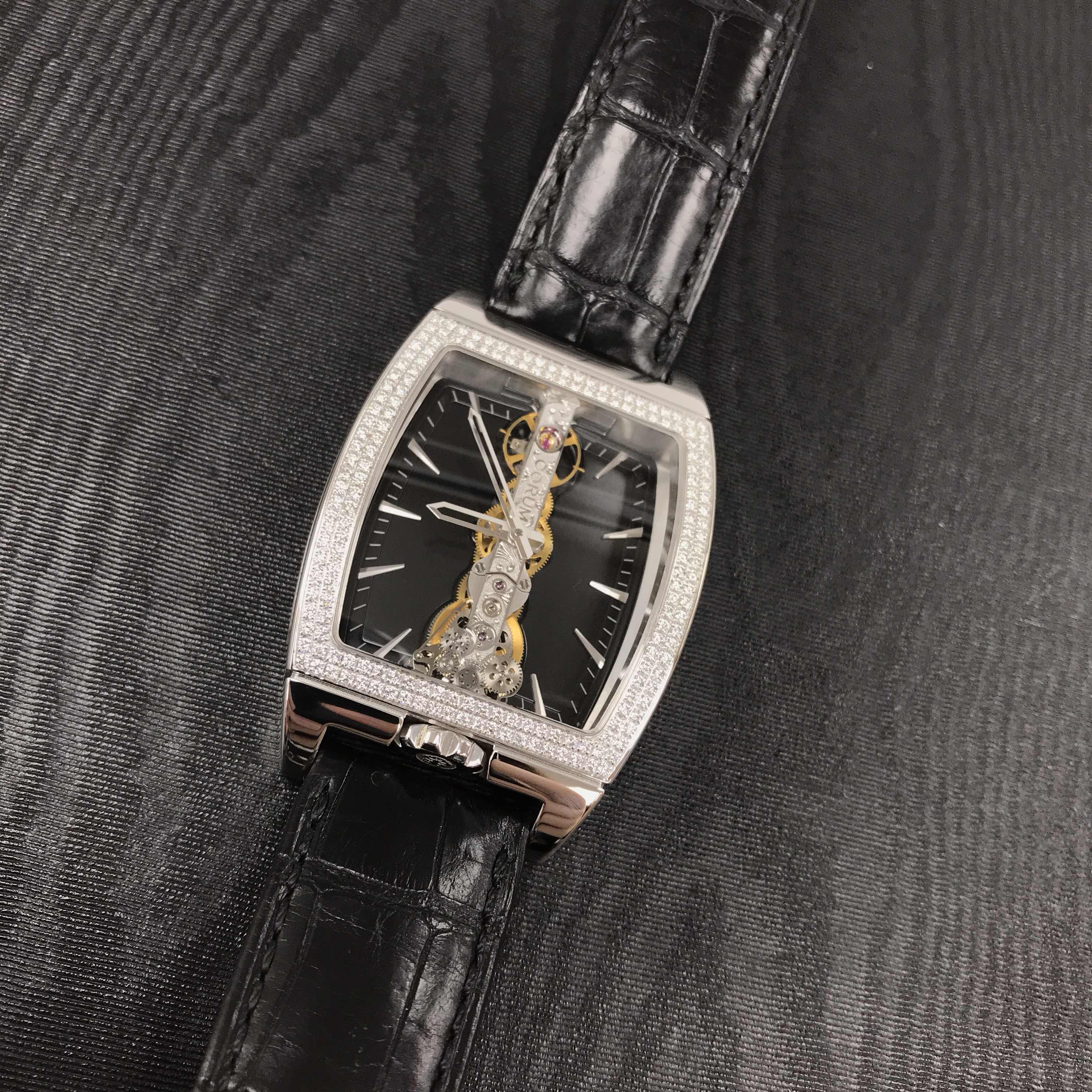 Corum 113.151.69/0001 FN01 BRIDGE Manual Wind 18kt White Gold & Diamond