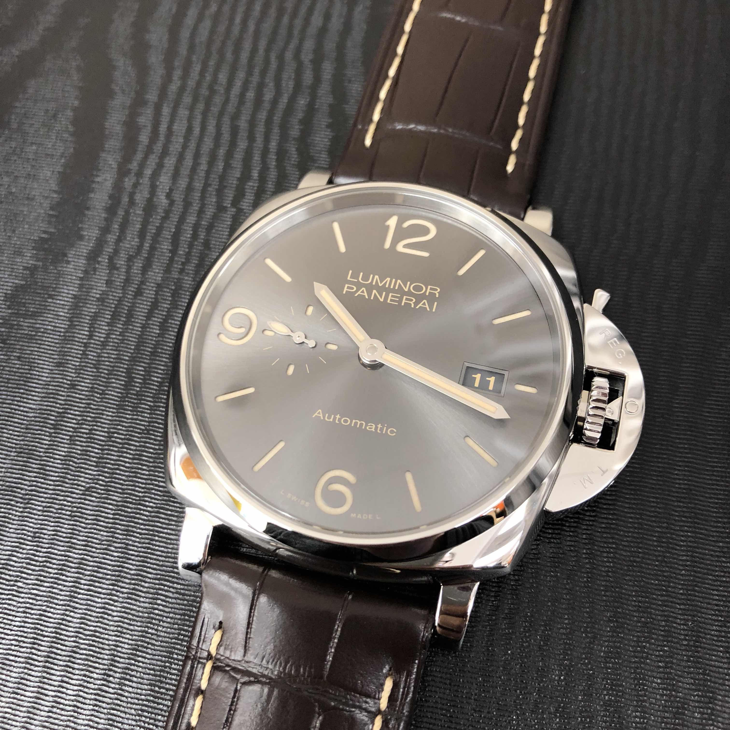 Panerai PAM00943 LUMINOR Automatic Steel