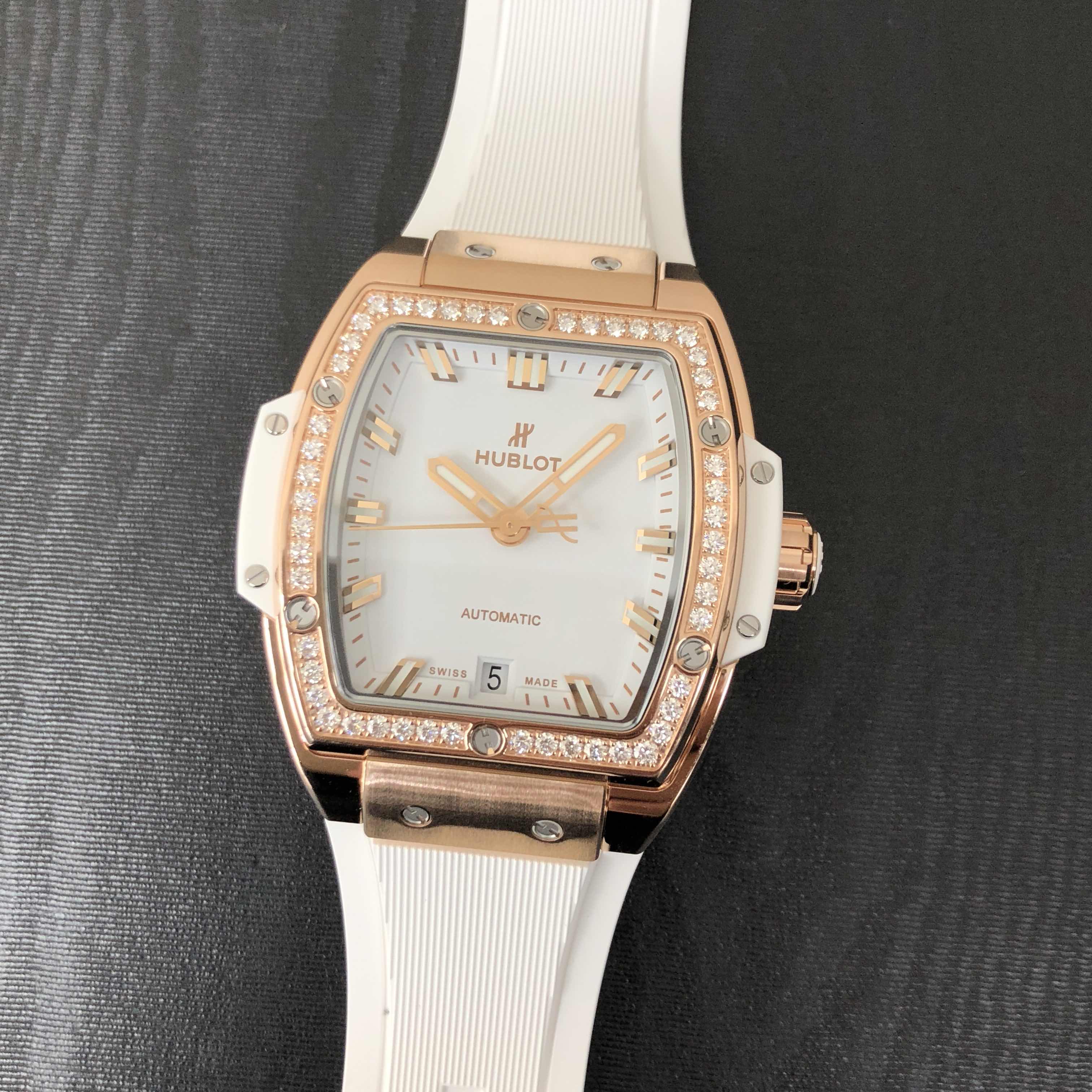 Hublot 665.OE.2080.RW.1204 SPIRIT OF BIG BANG Automatic 18kt Rose Gold & Diamonds