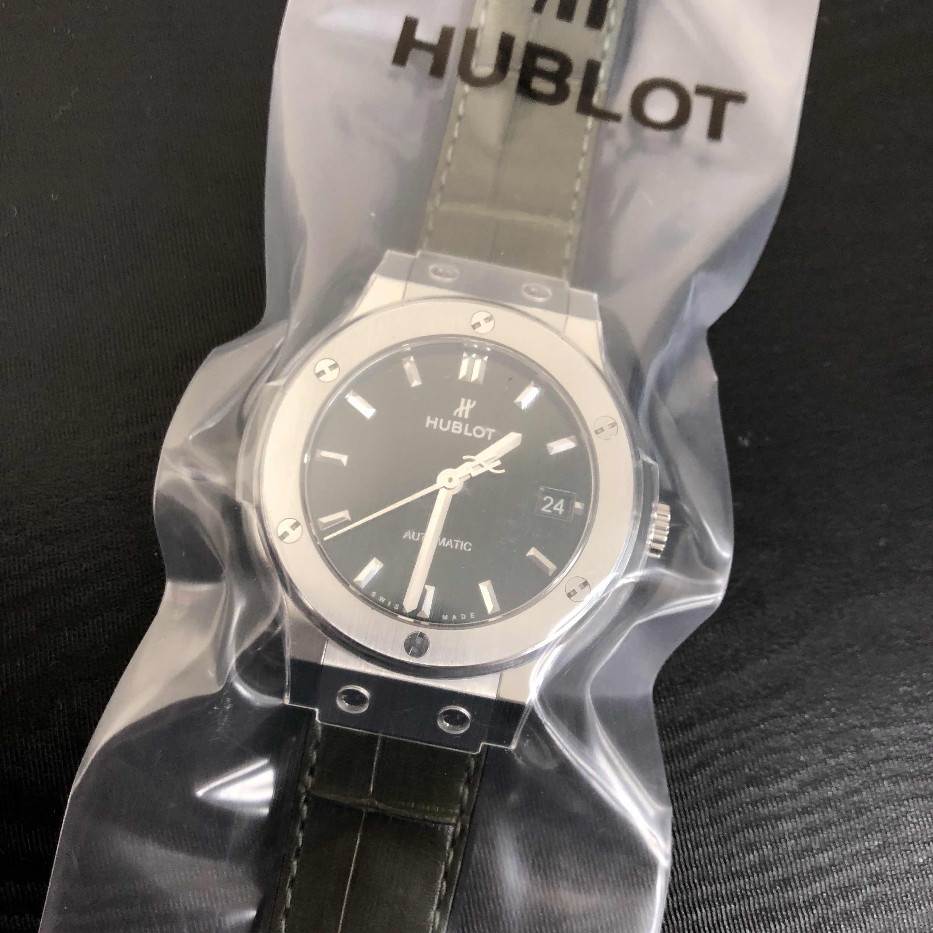 Hublot 565.NX.8970.LR CLASSIC FUSION Automatic Stainless Steel