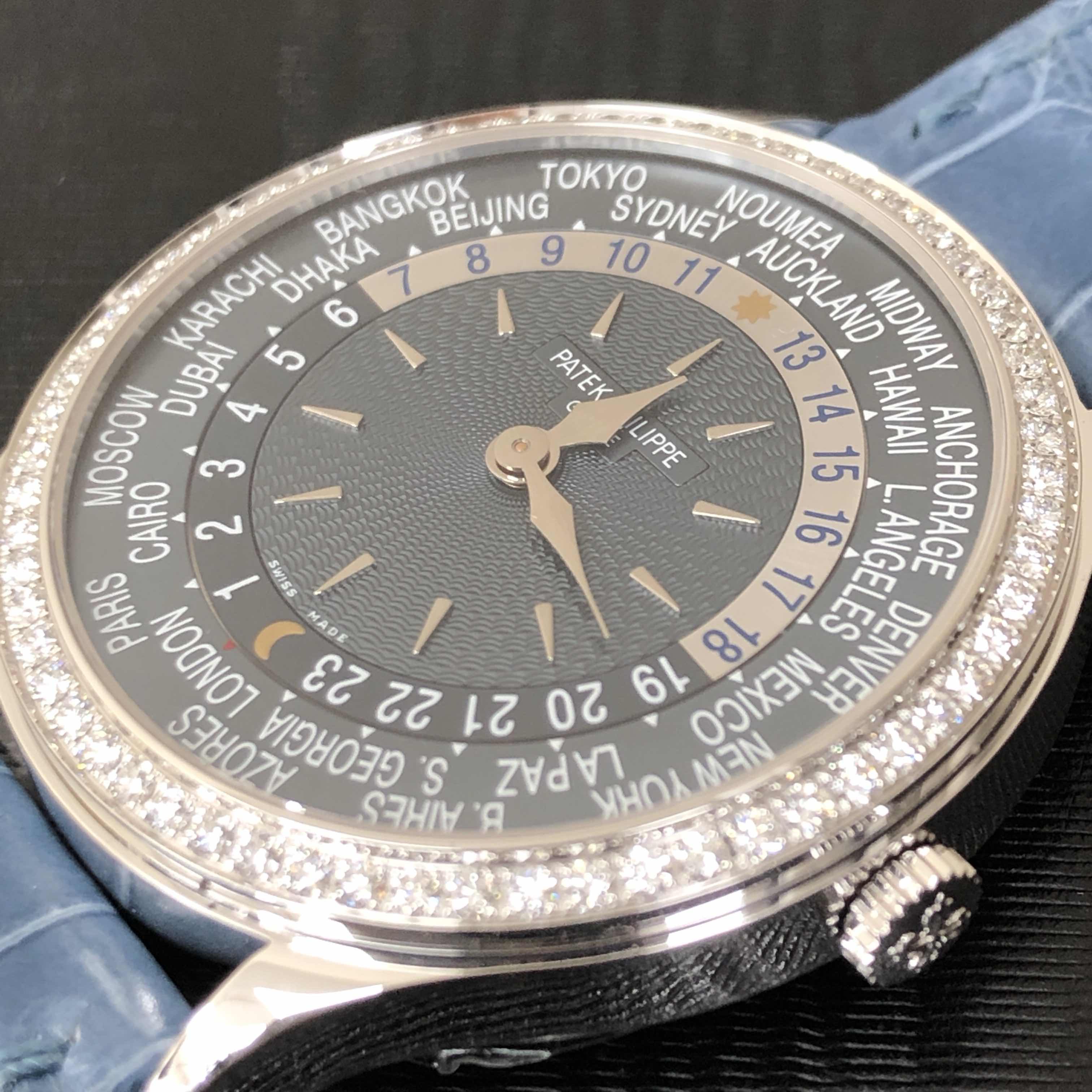 Patek Philippe 7130G-016 COMPLICATIONS Automatic 18kt White Gold & Diamond