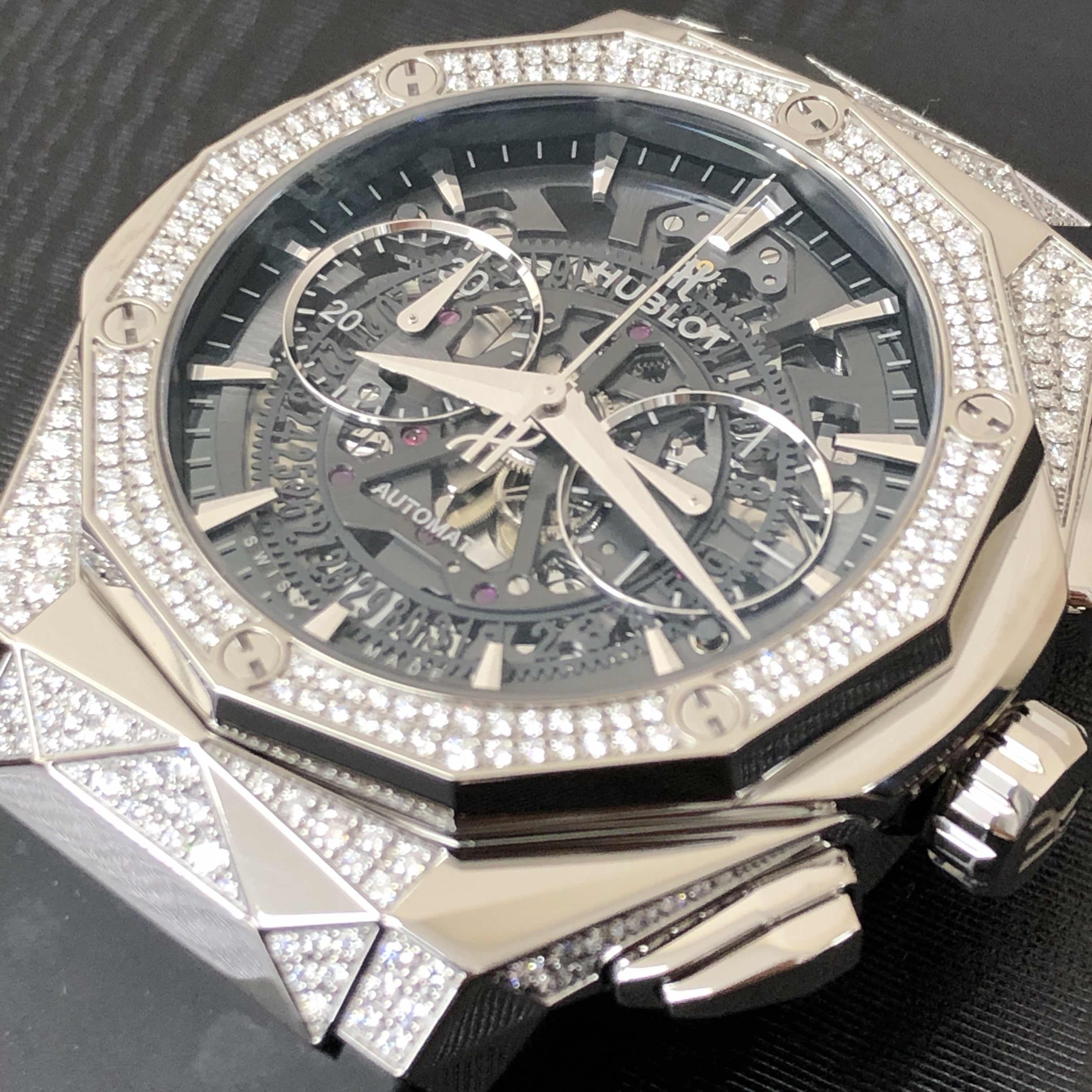 Hublot 525.NX.0170.RX.1804.ORL18 CLASSIC FUSION Automatic Titanium & Diamond