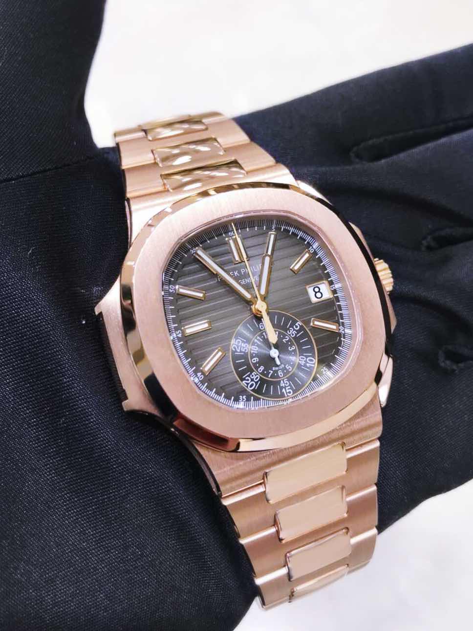 Patek Philippe 5980/1R-001 NAUTILUS Automatic 18kt Rose Gold