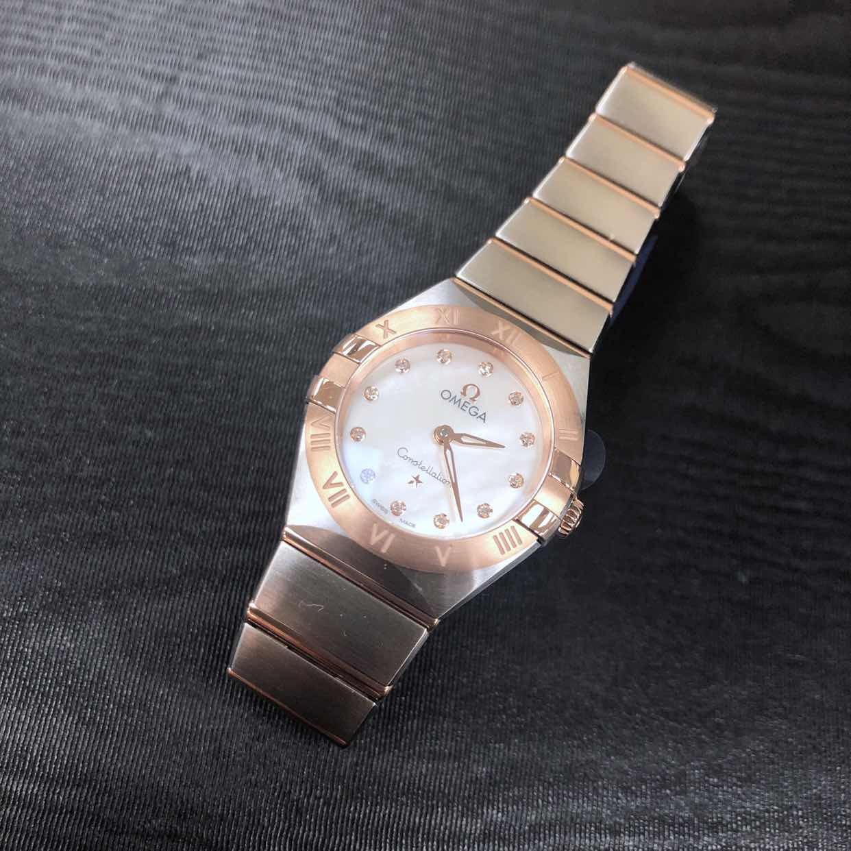 Omega 131.20.25.60.55.001 CONSTELLATION Quartz 18kt Rose Gold & Steel