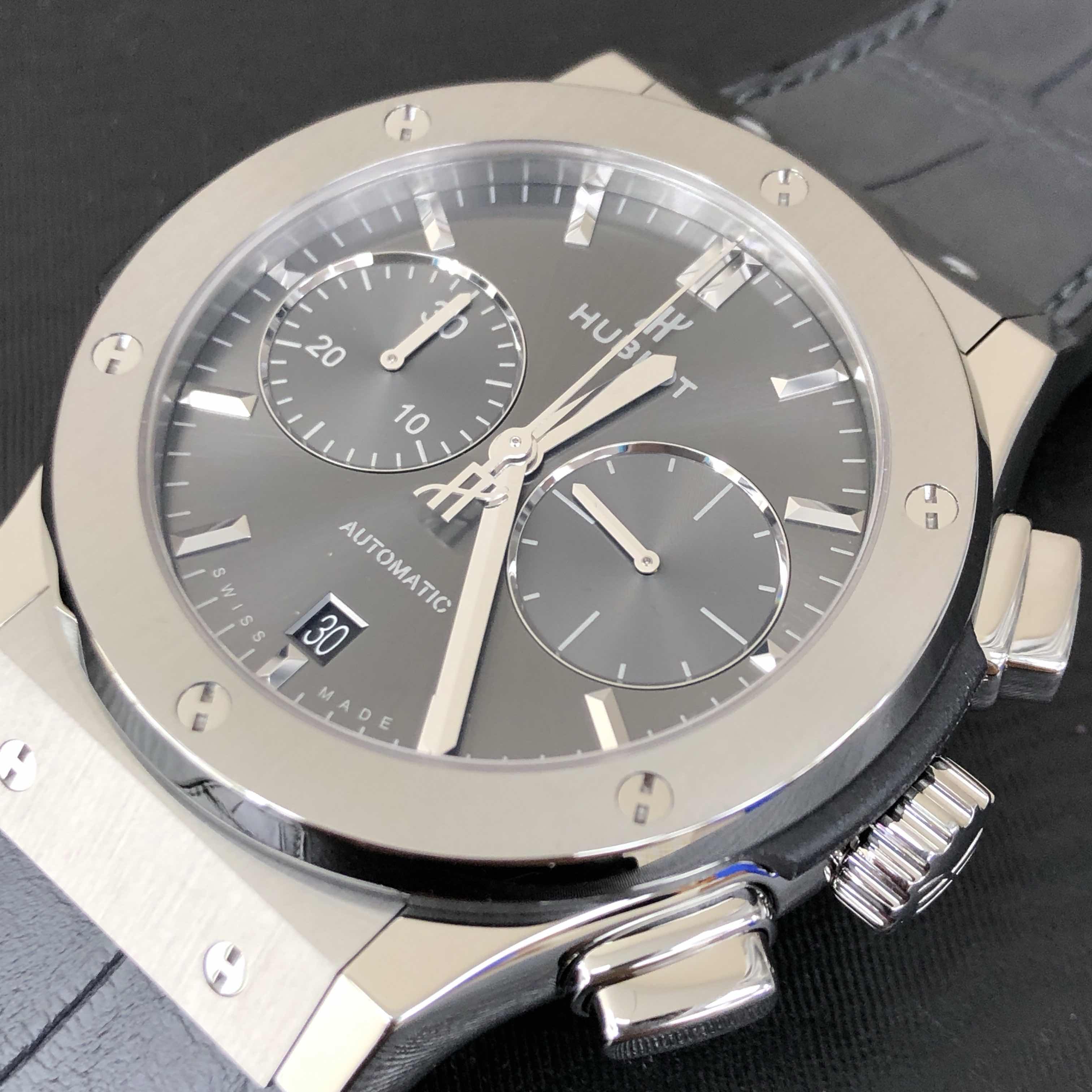Hublot 521.NX.7071.LR CLASSIC FUSION Automatic Titanium
