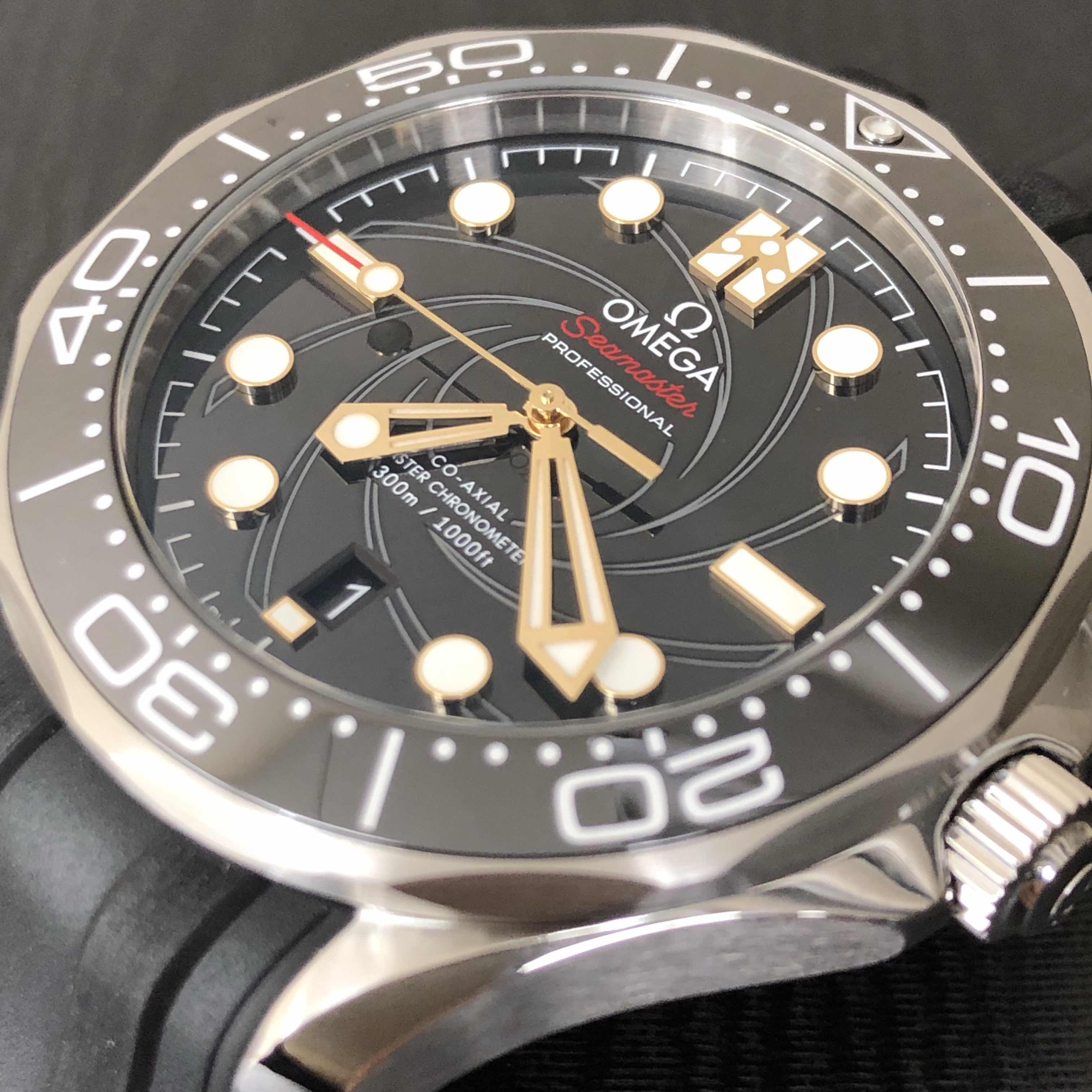 Omega 210.22.42.20.01.004 SEAMASTER Automatic Ceramic & Steel