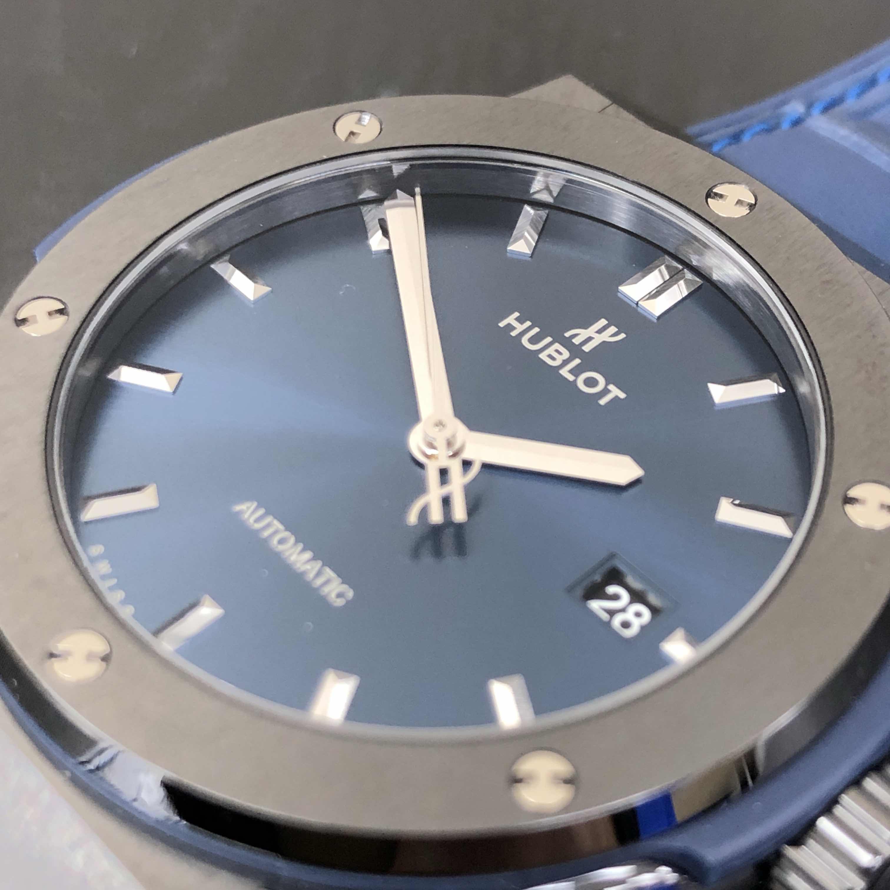 Hublot 542.CM.7170.LR CLASSIC FUSION Automatic Stainless Steel