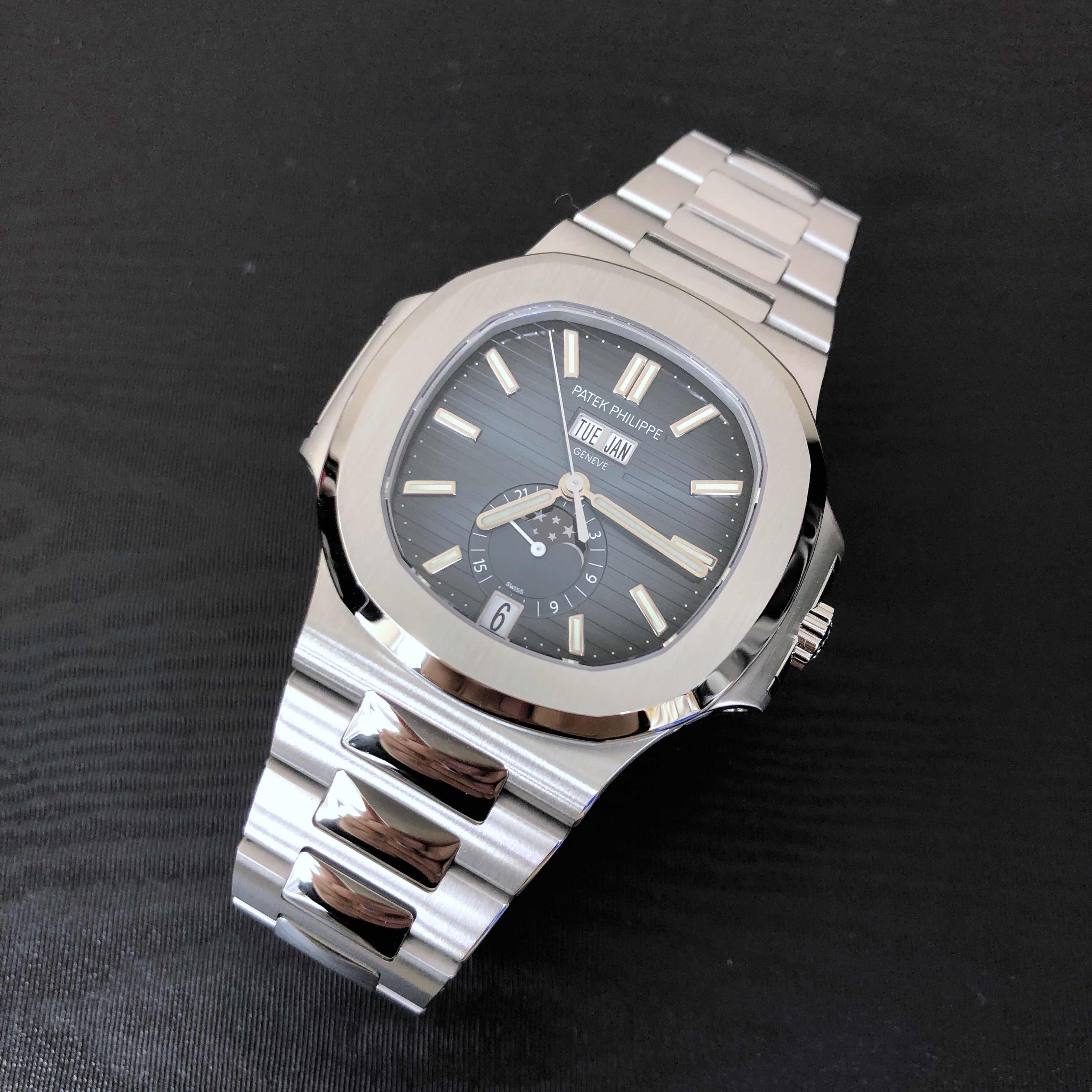Patek Philippe 5726/1A-014 NAUTILUS Automatic Stainless Steel