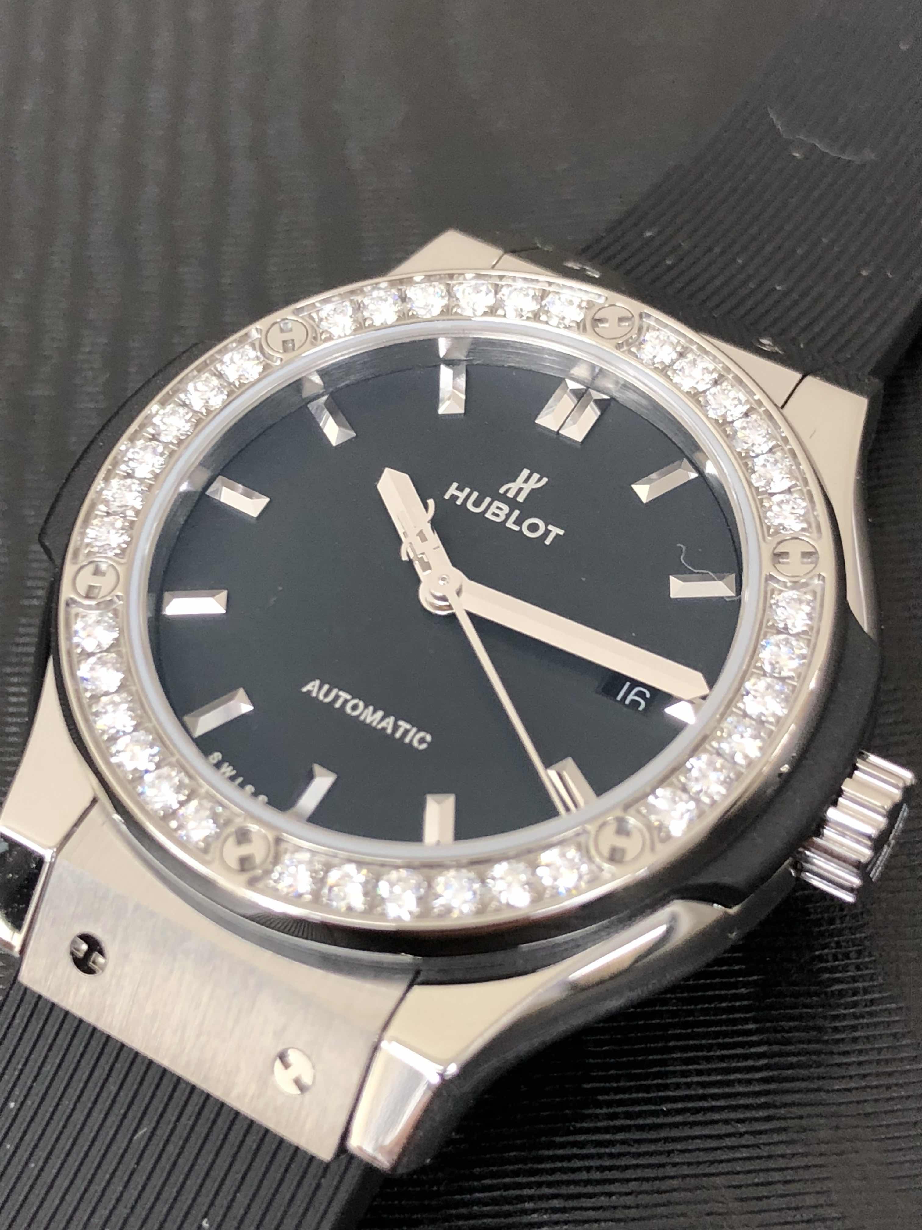 Hublot 582.NX.1170.RX.1204 CLASSIC FUSION Automatic Titanium & Diamond