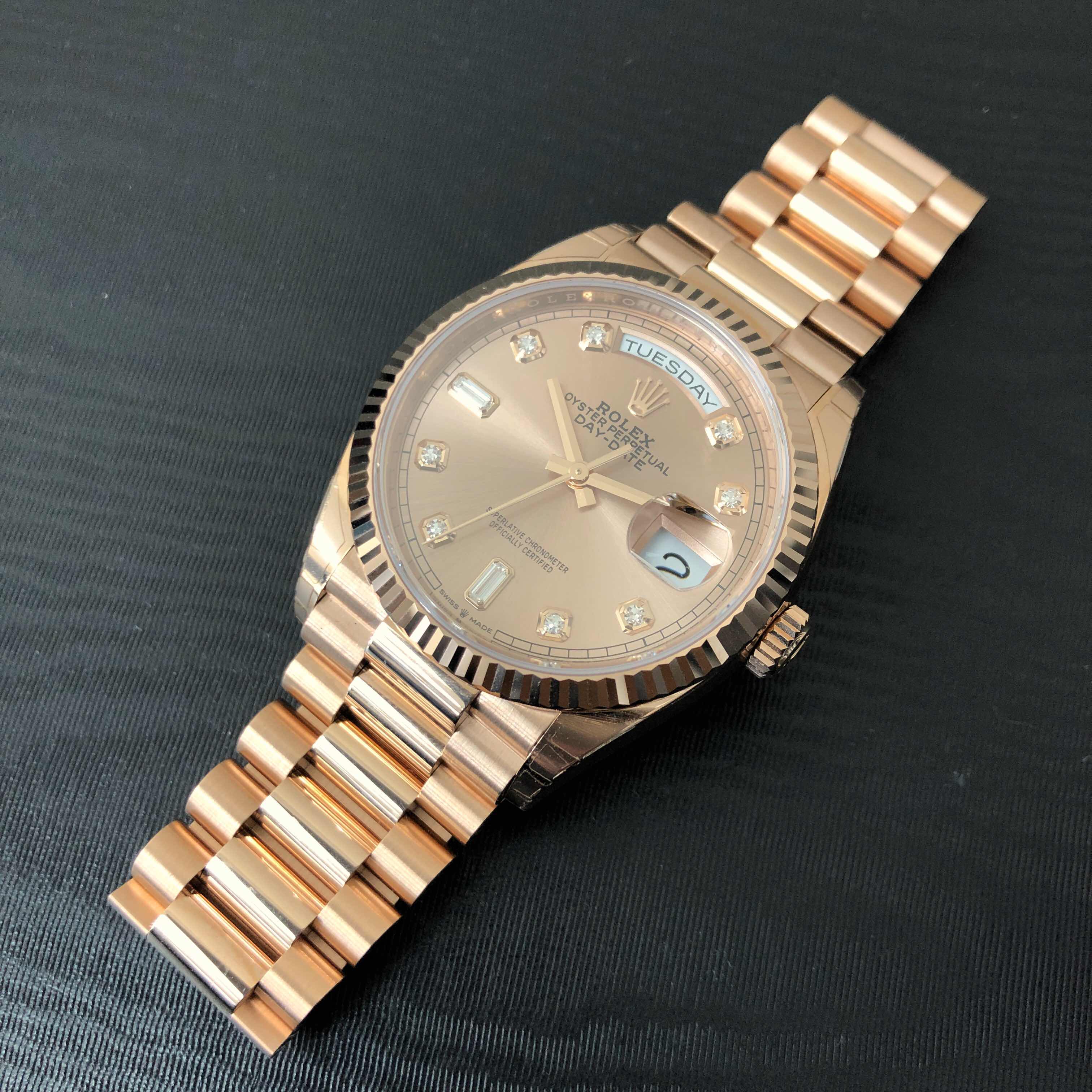 Rolex 128235-0009 DAY-DATE Automatic 18kt Rose Gold