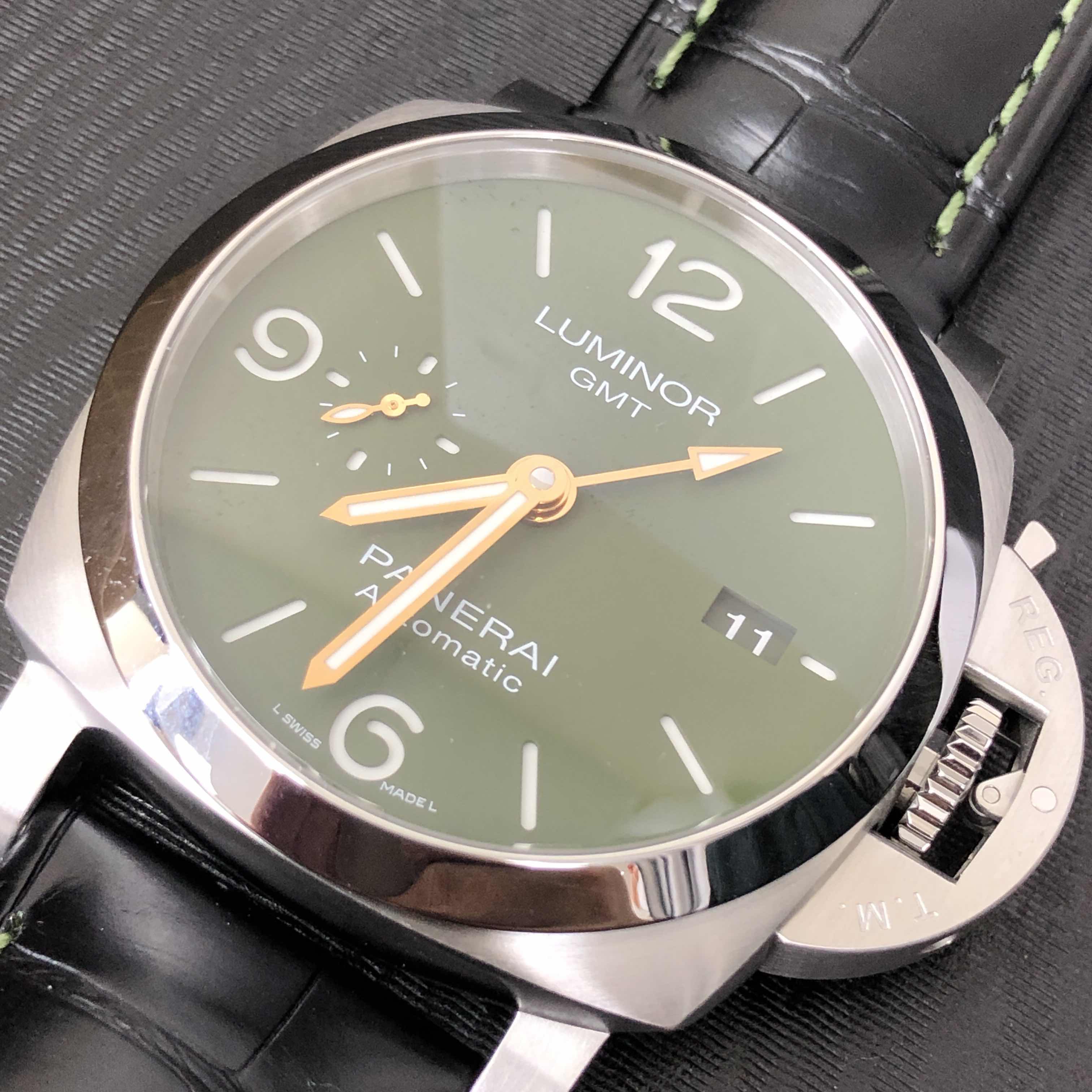 Panerai PAM01056 LUMINOR Automatic Stainless Steel