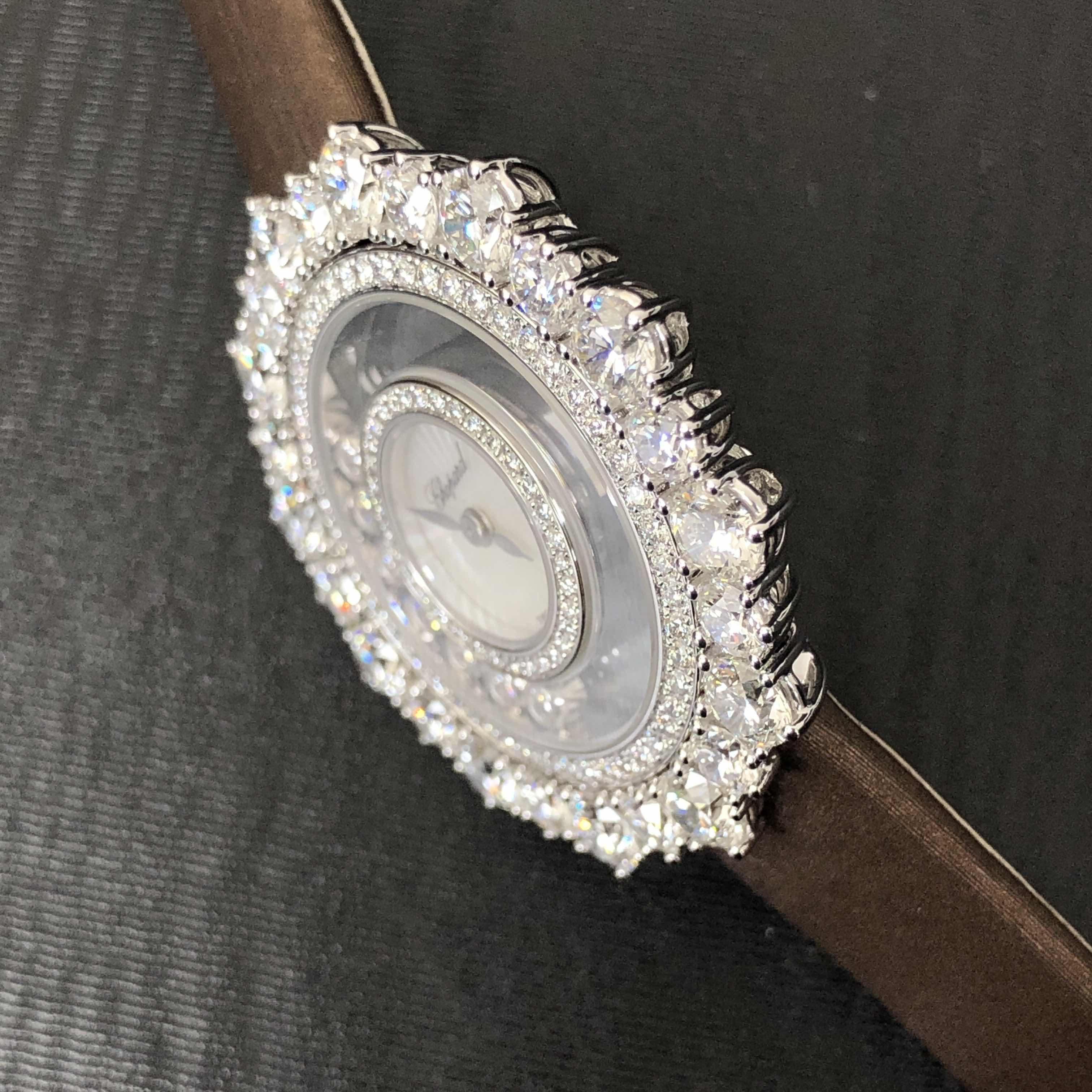 Chopard 209436-1002 HAPPY DIAMOND Quartz 18kt White Gold & Diamond