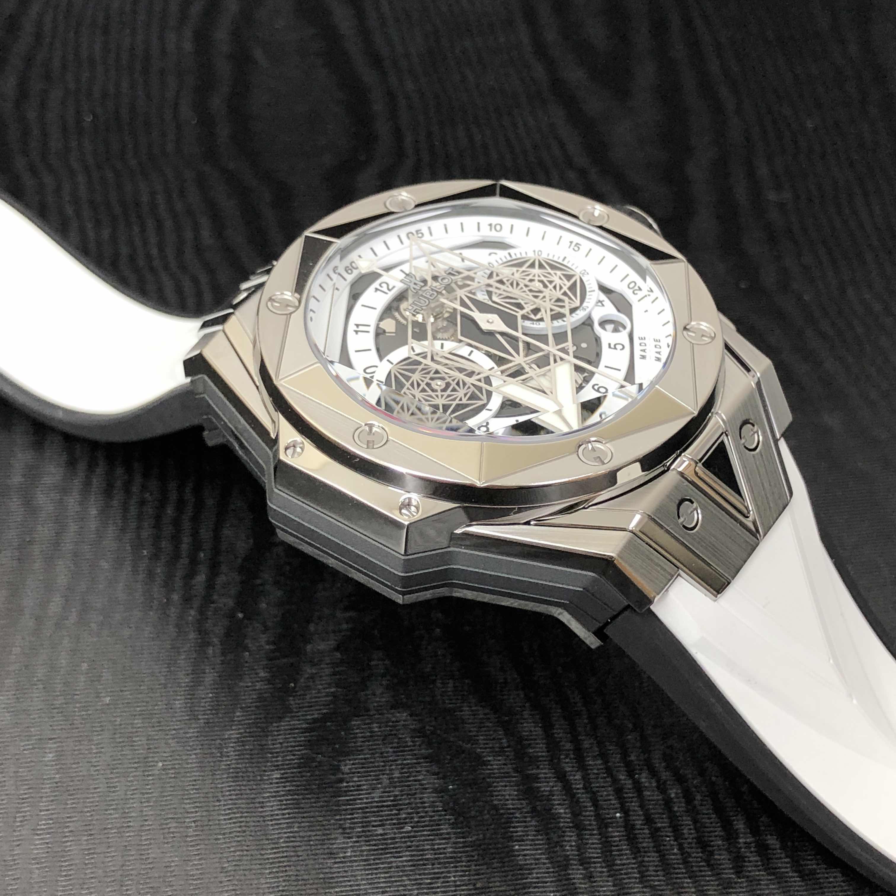 Hublot 418.NX.2001.RX.MXM20 BIG BANG Automatic Titanium