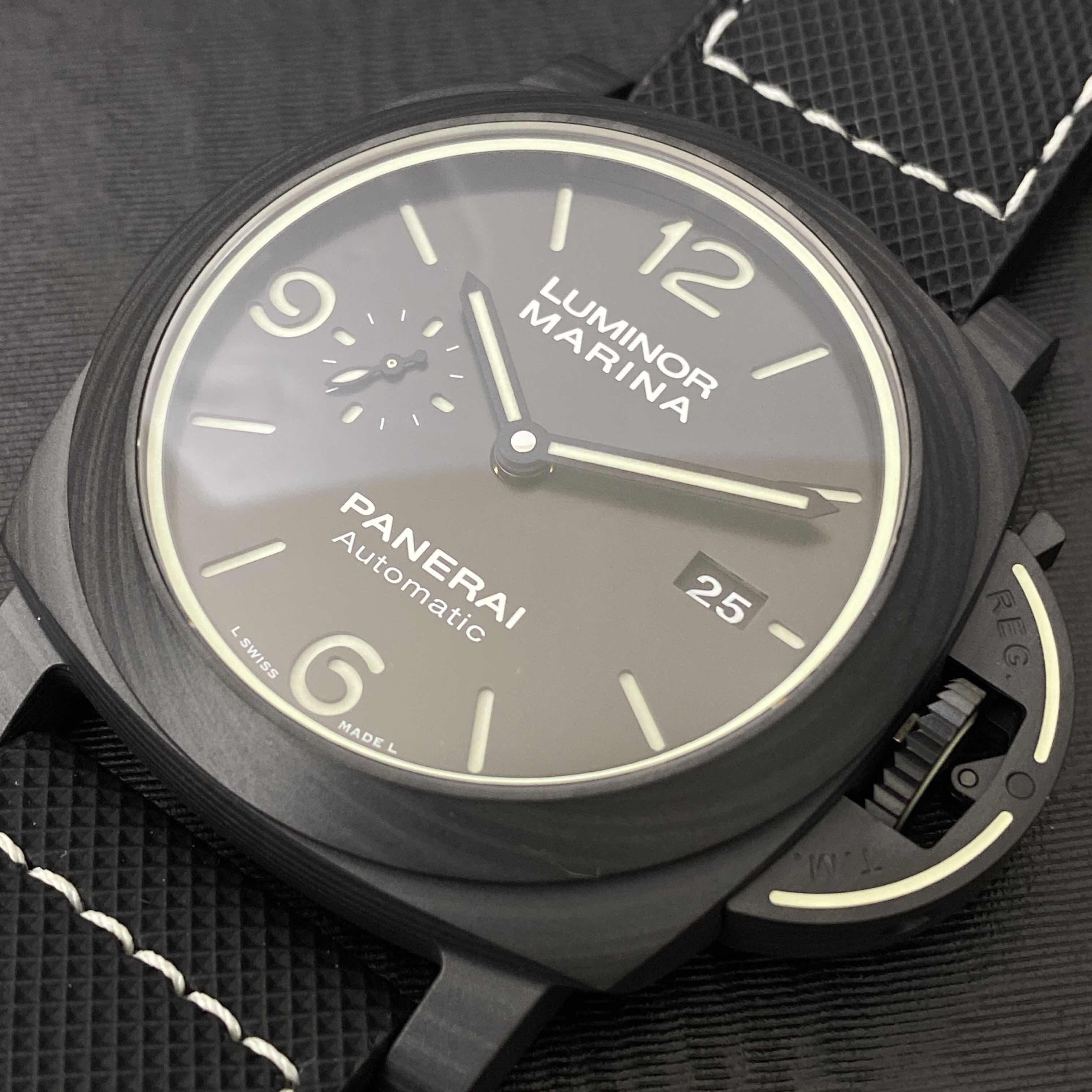 Panerai PAM01118 LUMINOR MARINA Automatic Carbon Fiber