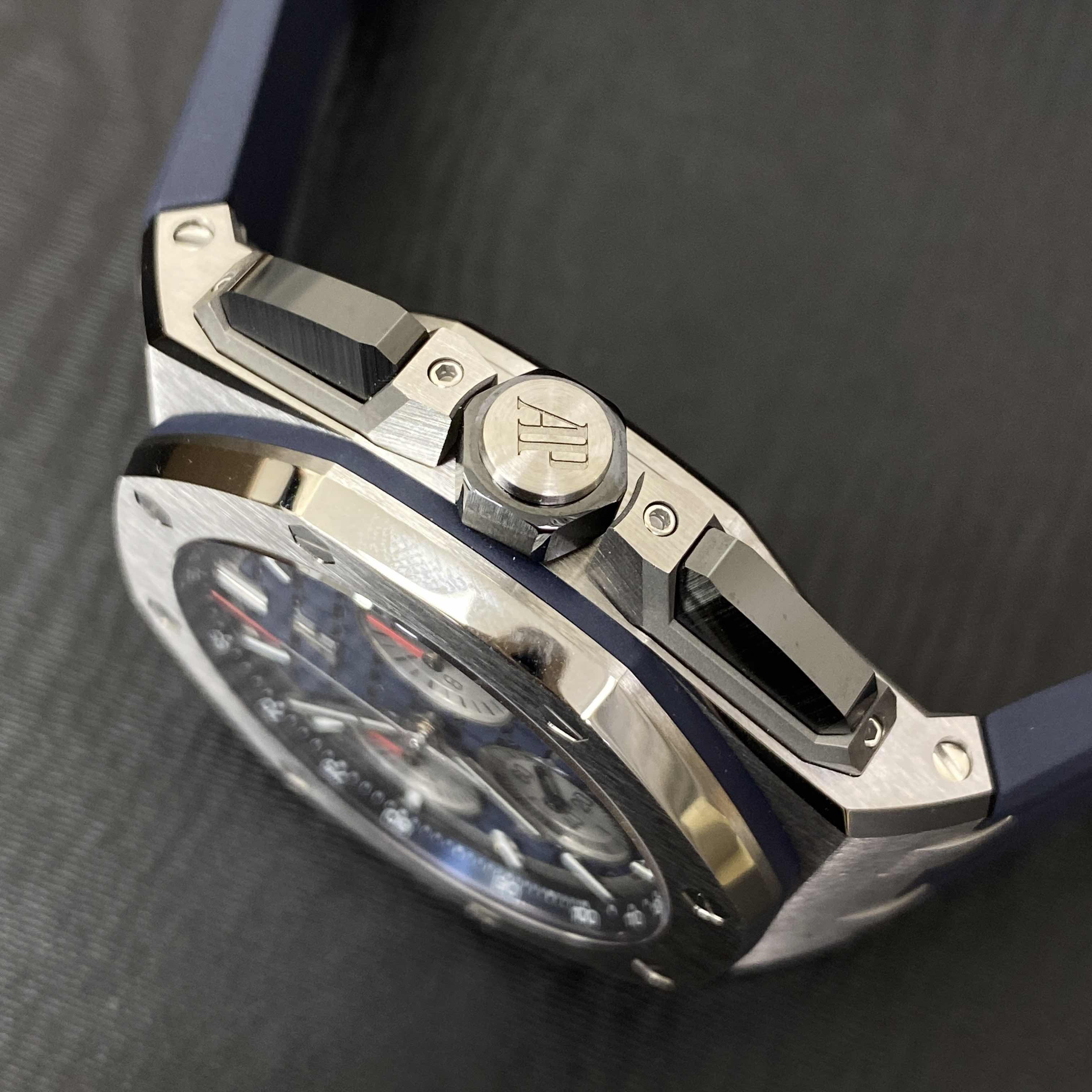 Audemars Piguet 26420TI.OO.A027CA.01 ROYAL OAK OFFSHORE Automatic Titanium
