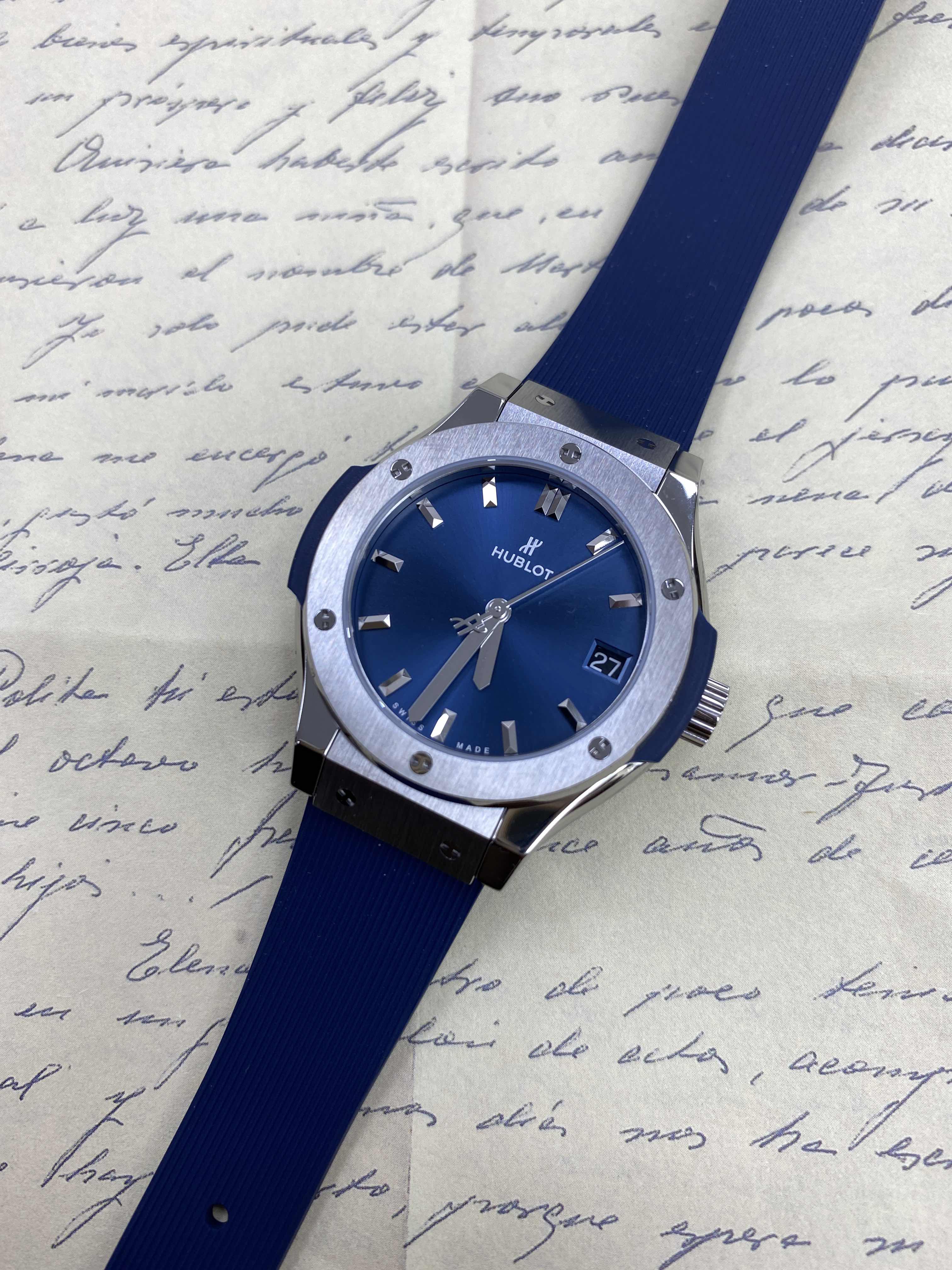 Hublot 581.NX.7170.RX CLASSIC FUSION Quartz Stainless Steel