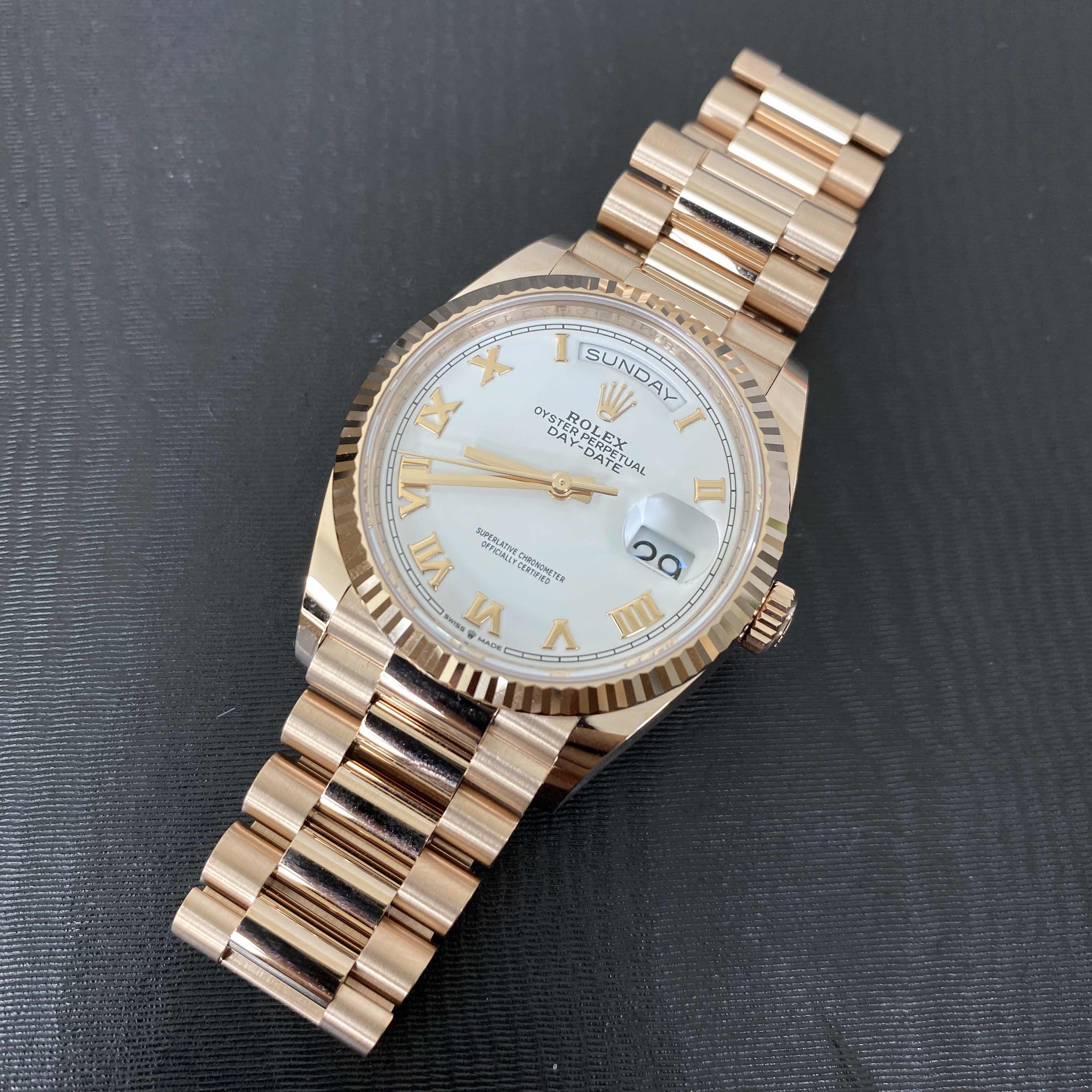 Rolex 128235-0052 DAY-DATE Automatic 18kt Rose Gold