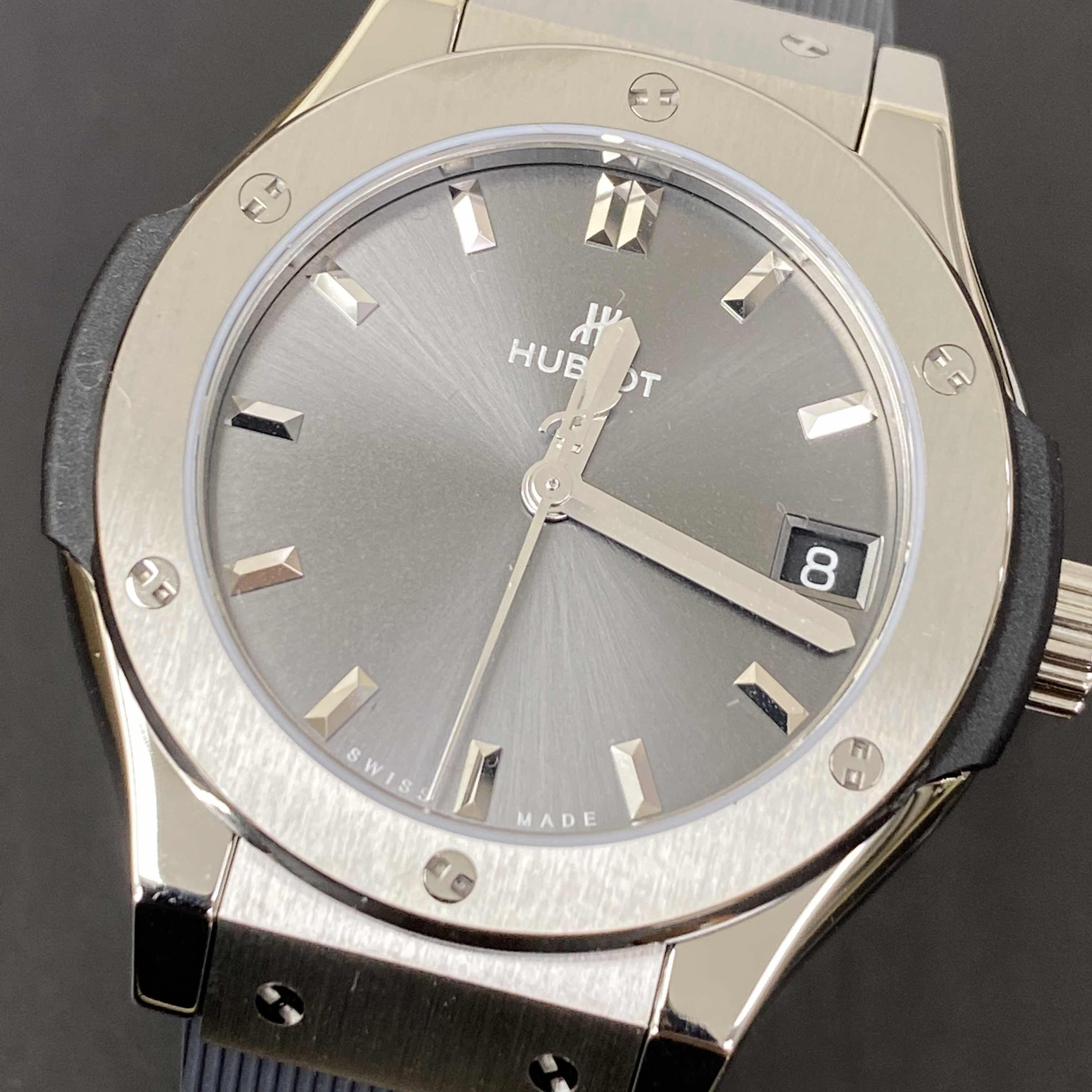 Hublot 581.NX.7071.RX CLASSIC FUSION Quartz Titanium