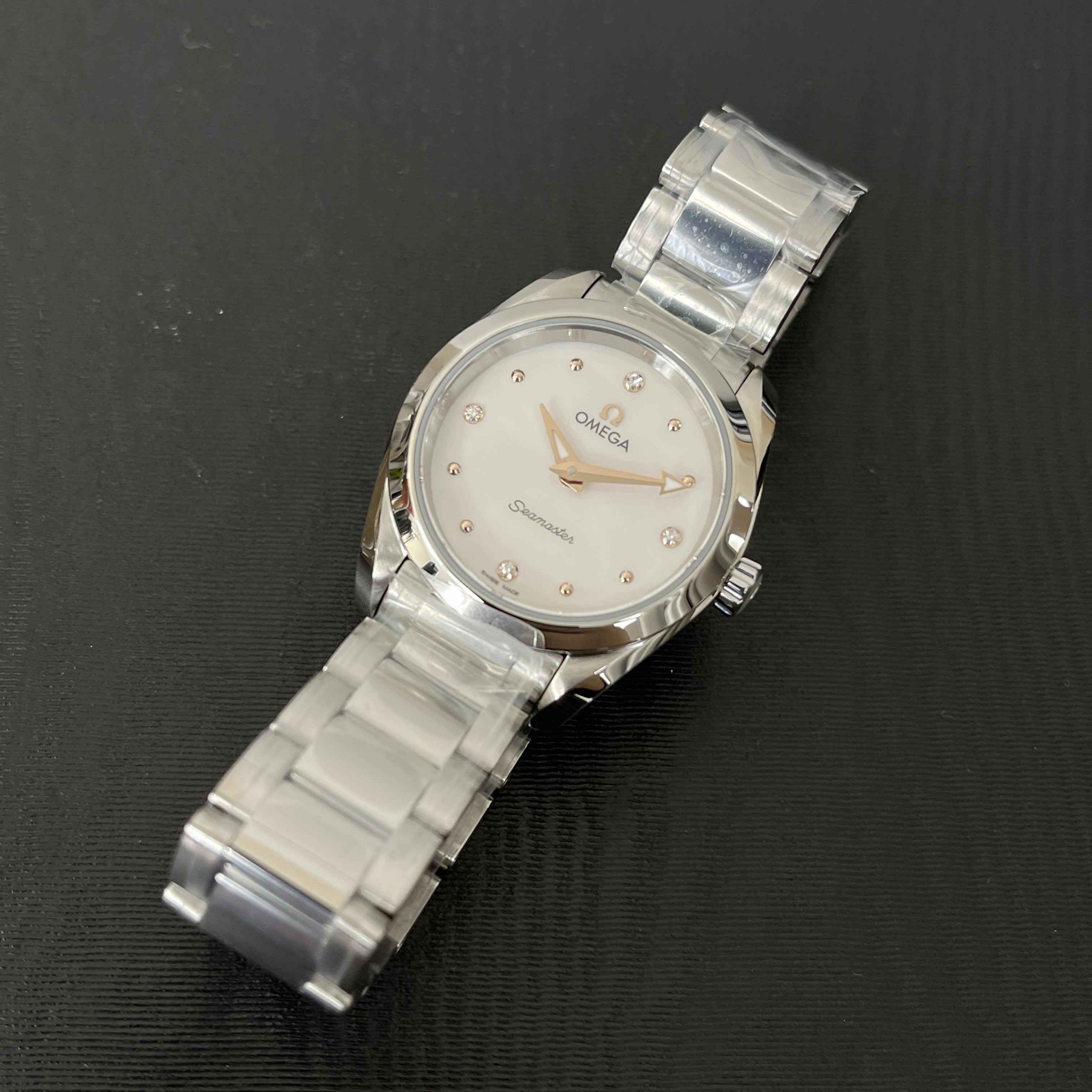 Omega 220.10.28.60.54.001 SEAMASTER Quartz Stainless Steel