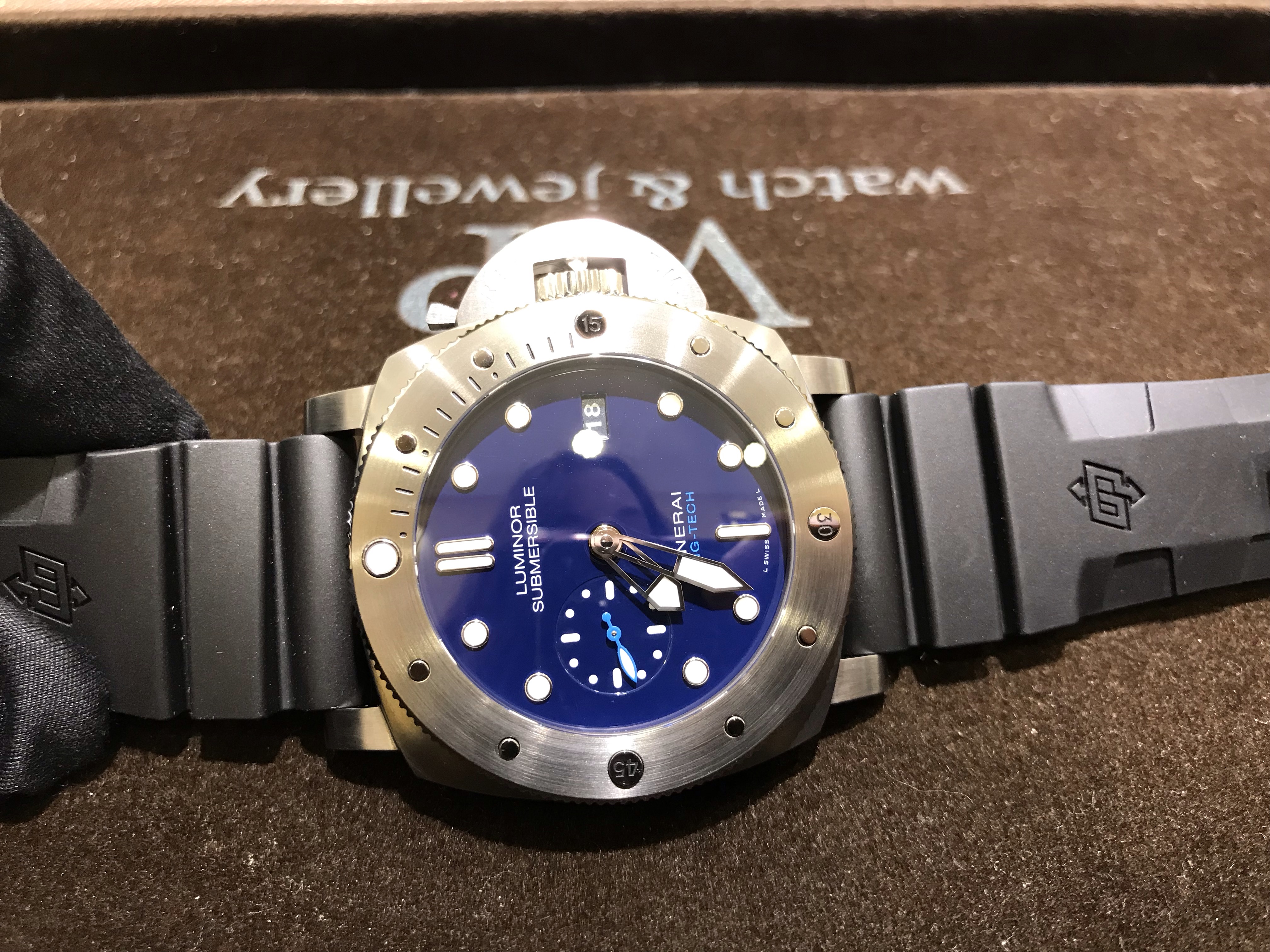 Panerai PAM00692 LUMINOR Automatic Stainless Steel & Titanium