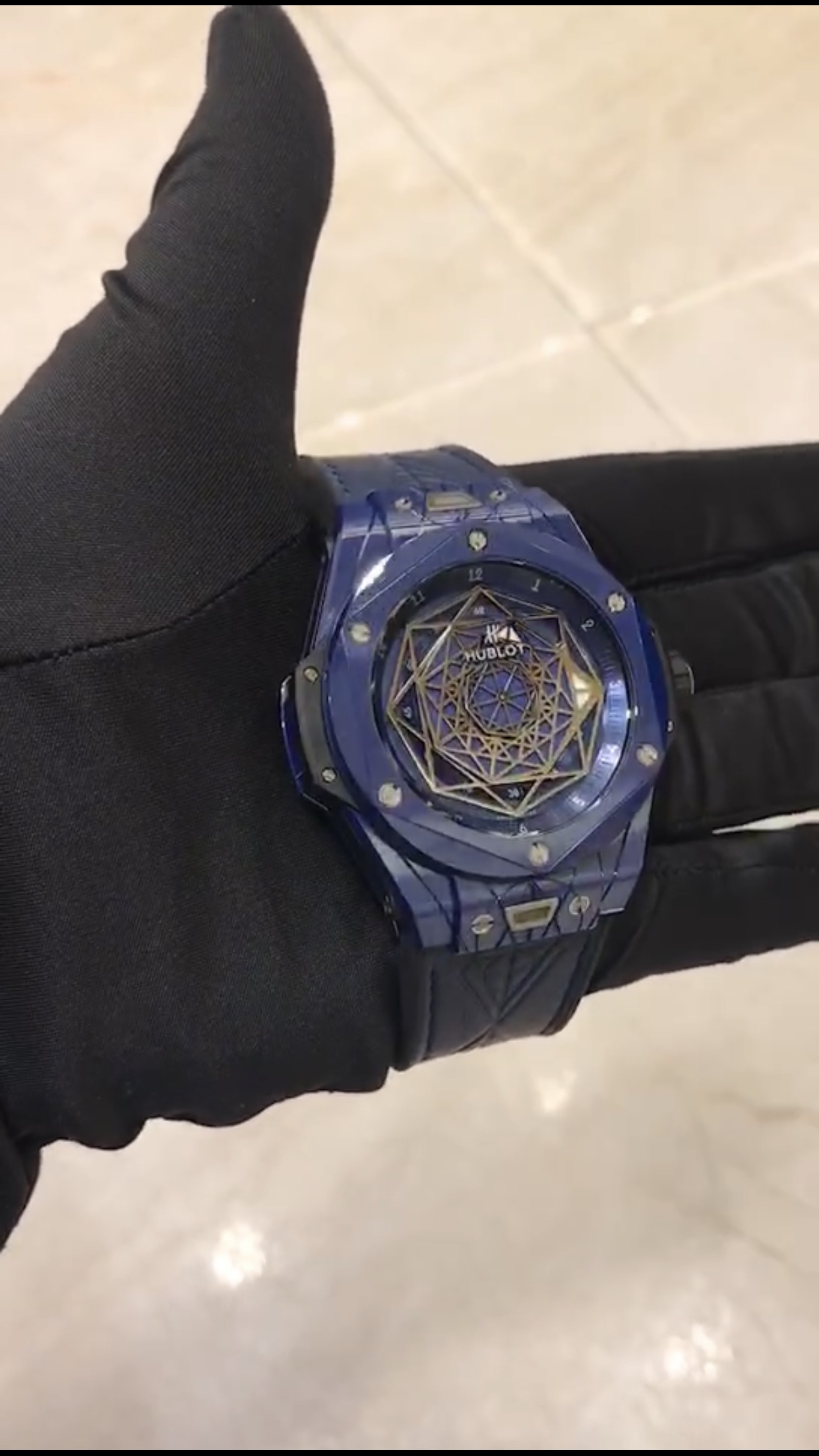 Hublot 415.EX.7179.VR.MXM19 BIG BANG Automatic Ceramic & Steel
