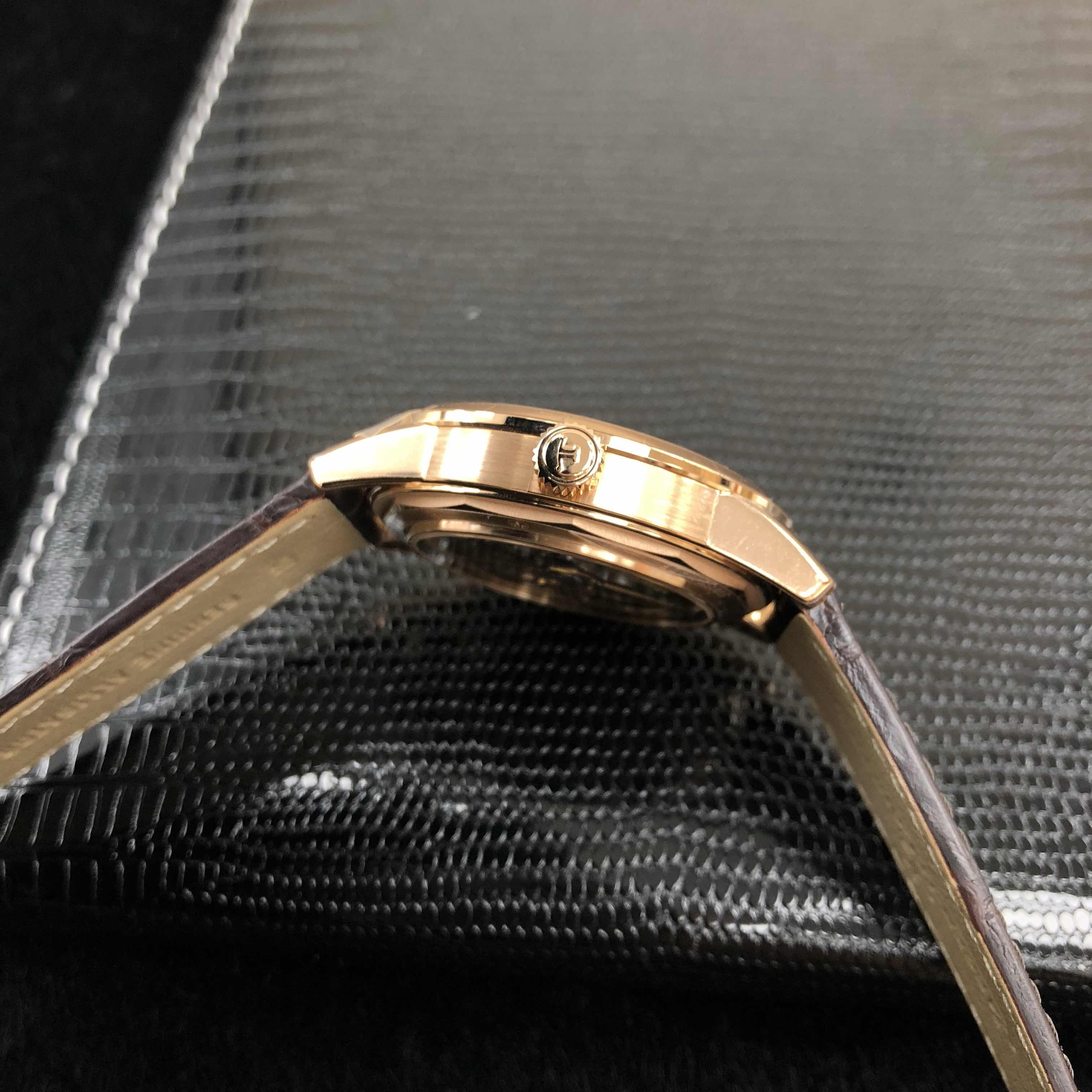 Jaeger-Lecoultre Q8012520 GEOPHYSIC Automatic 18kt Rose Gold