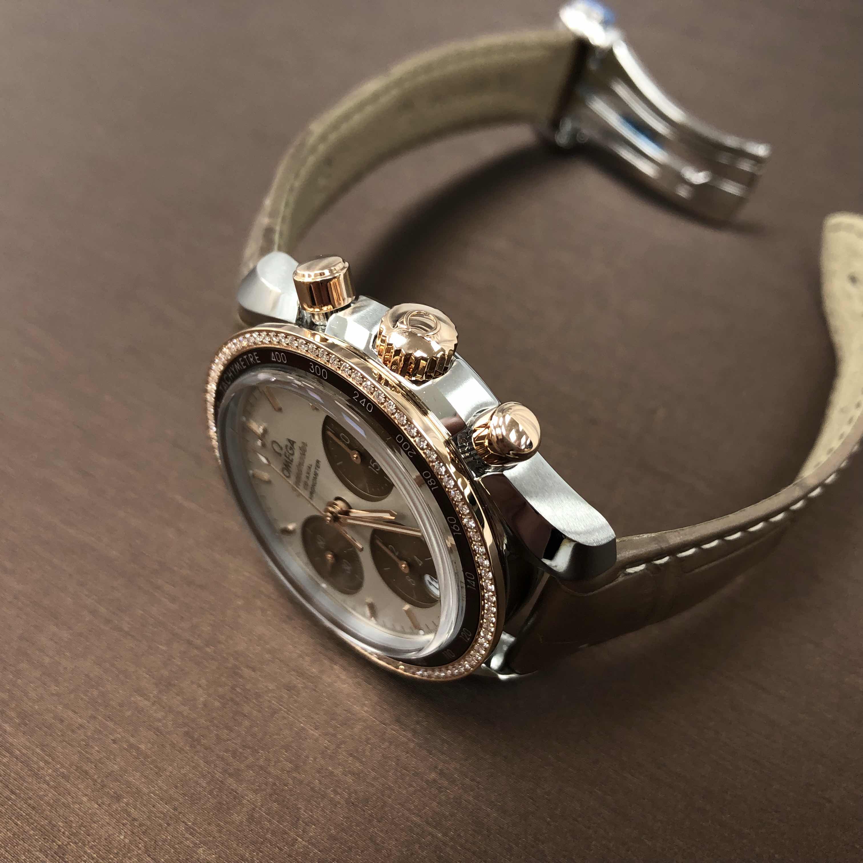 Omega 324.28.38.50.02.002 SPEEDMASTER Automatic 18kt Rose Magic & Diamond