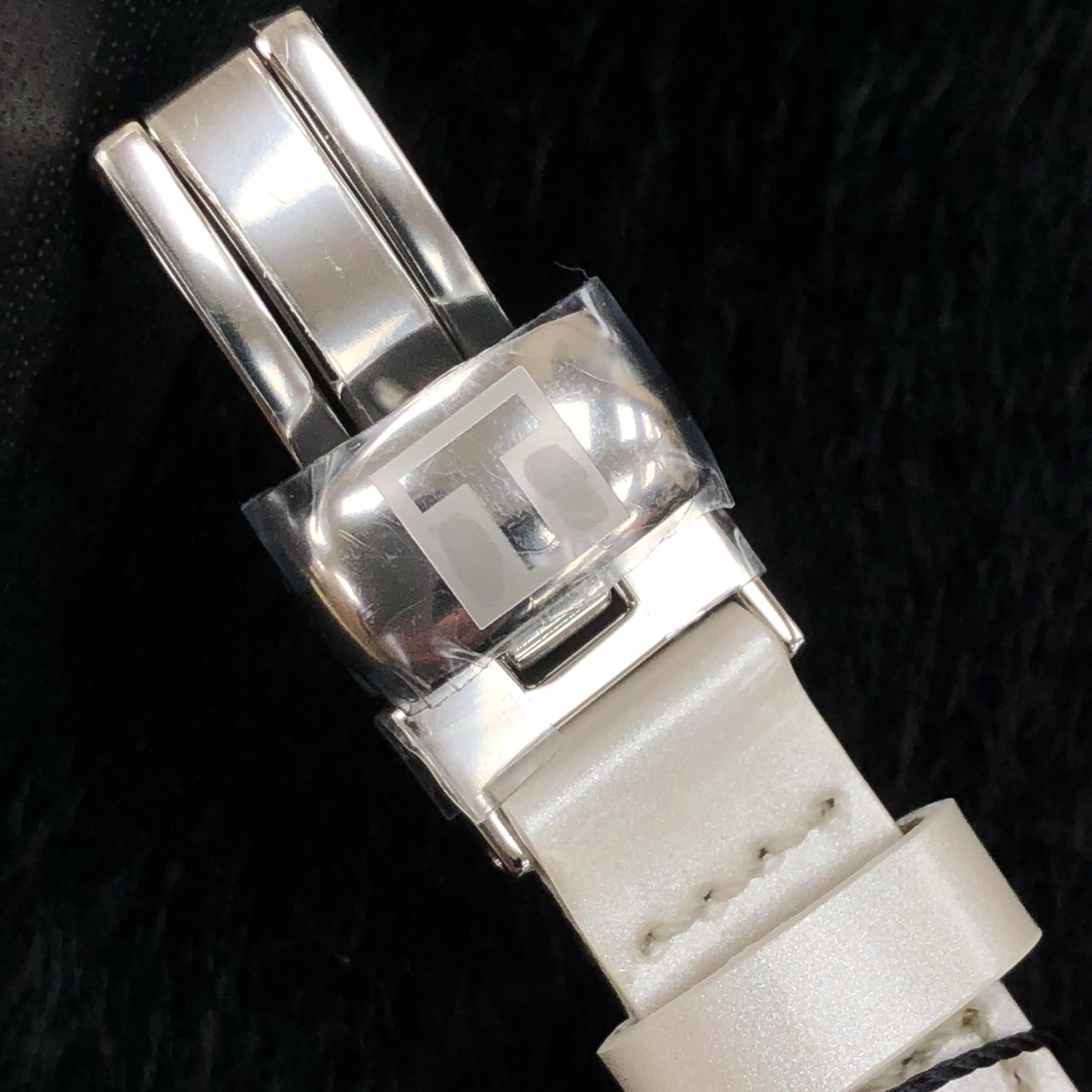 Tissot T094.210.26.111.01 FLAMINGO Quartz 18kt Rose Gold