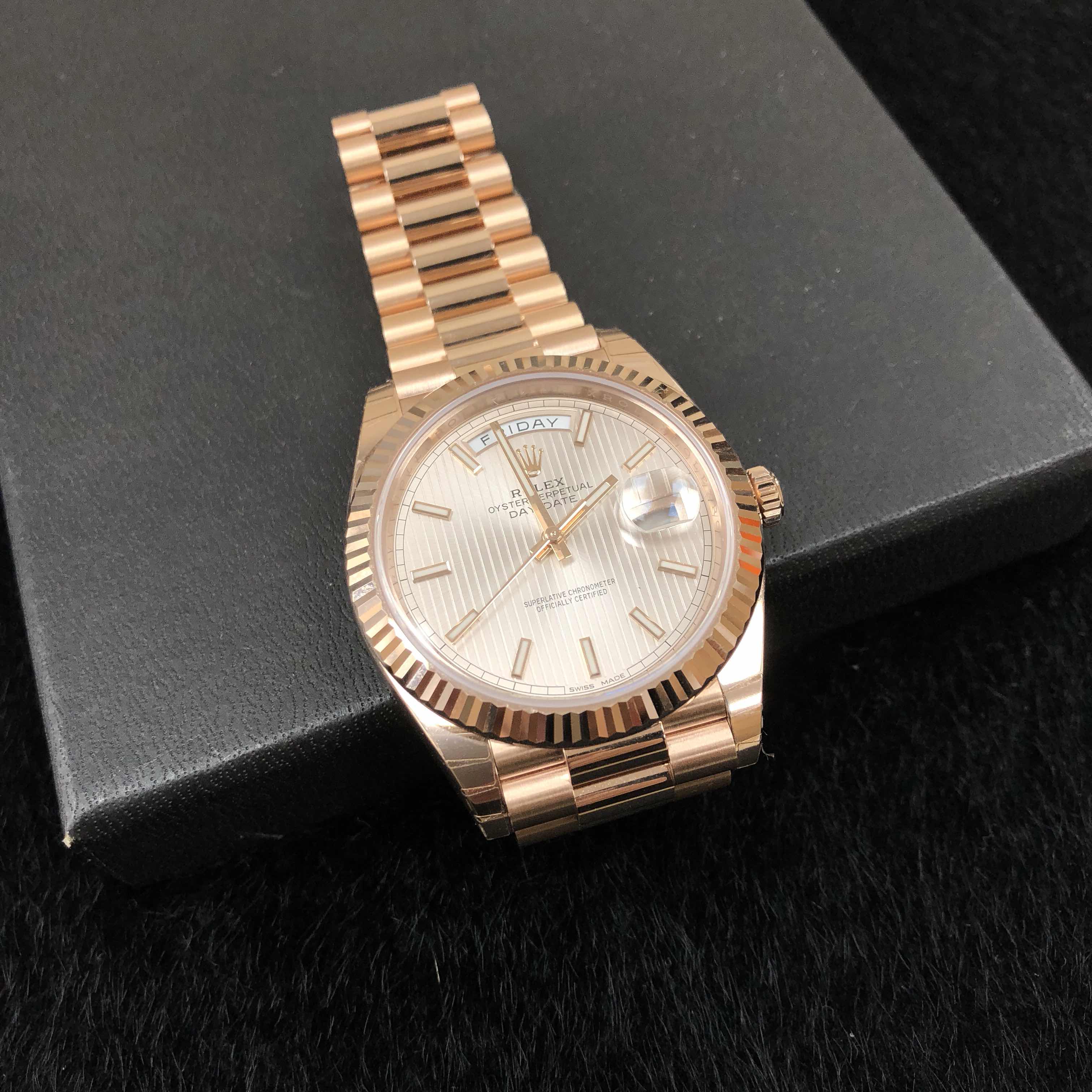 Rolex 228235-0005 DAY-DATE Automatic 18kt Rose Gold