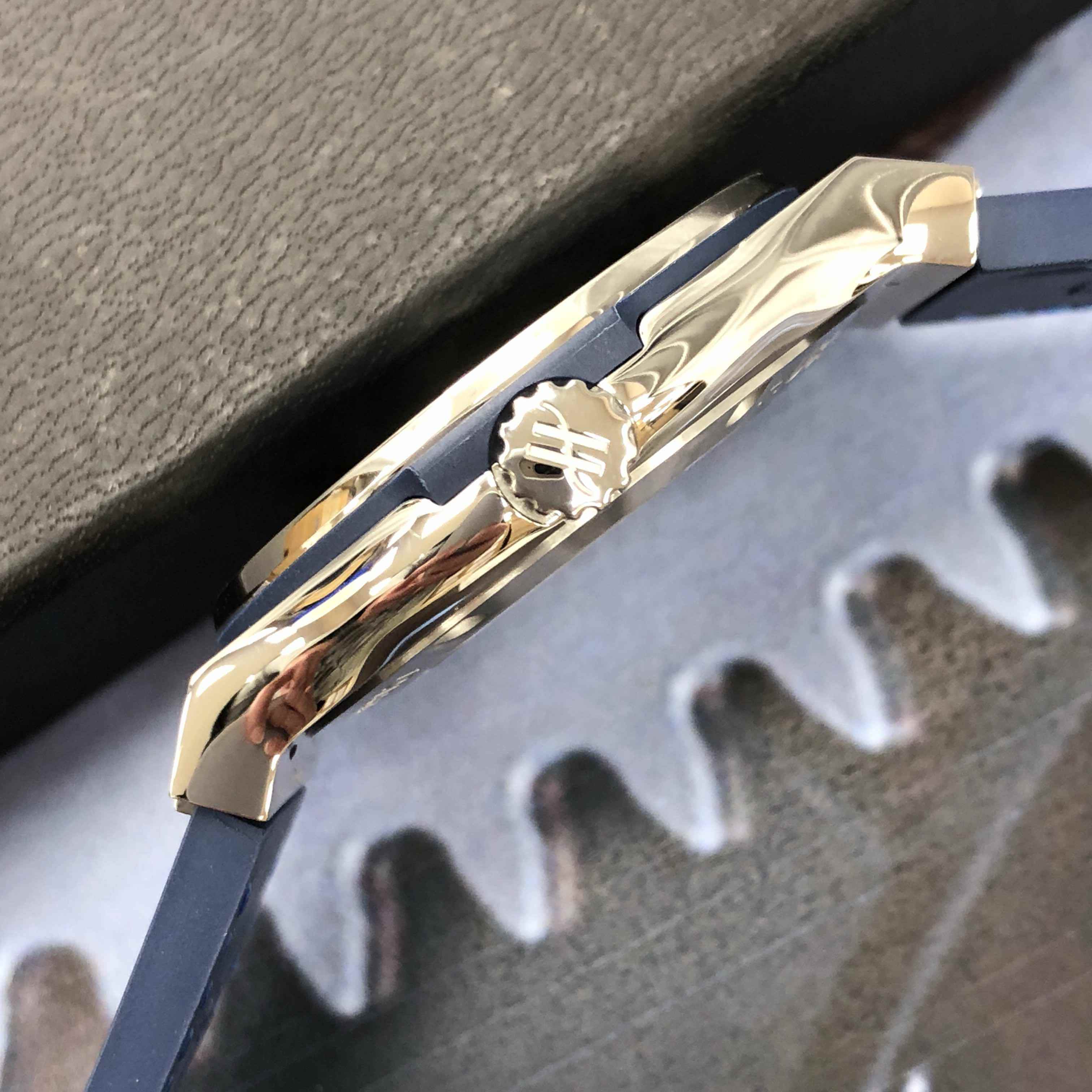 Hublot 542.NX.7170.LR CLASSIC FUSION Automatic Titanium