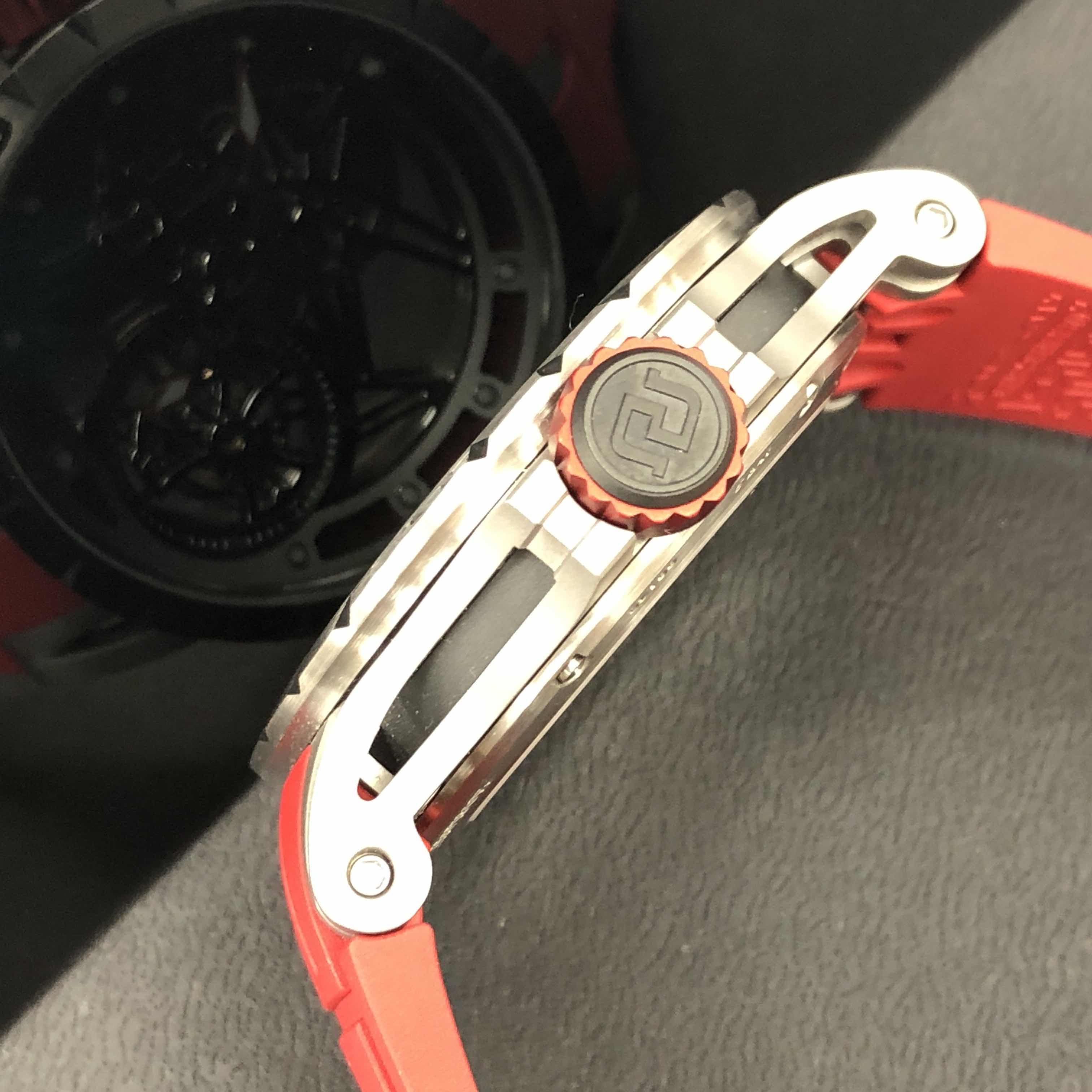 Roger Dubuis RDDBEX0545 EXCALIBUR Manual Wind Titanium